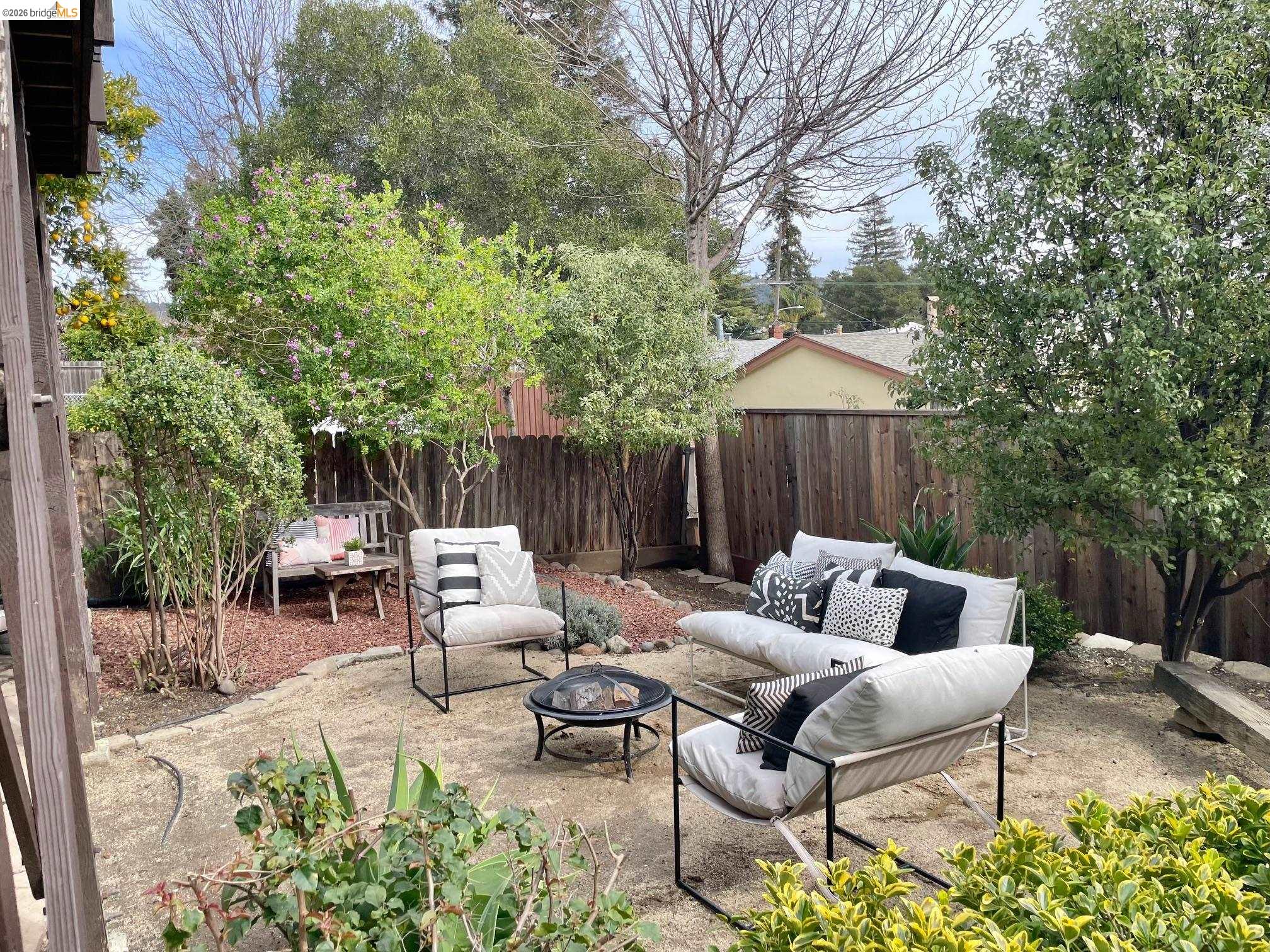 Detail Gallery Image 44 of 59 For 2832 Monticello Ave, Oakland,  CA 94619 - 3 Beds | 1 Baths