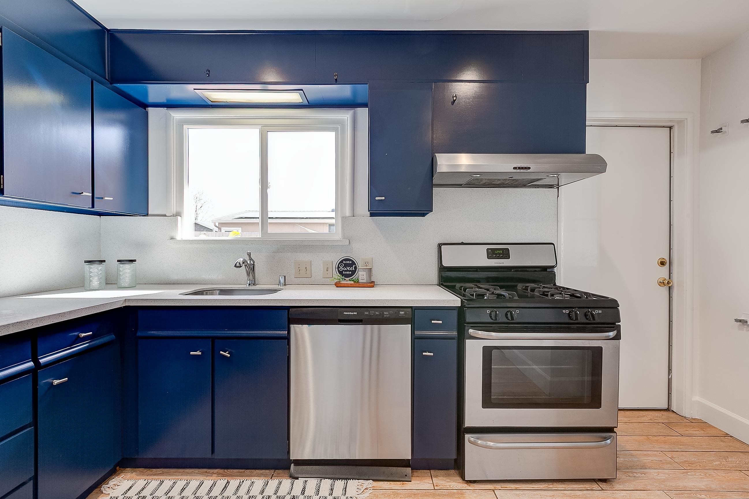 Detail Gallery Image 9 of 22 For 18434 Hunter Ave, San Lorenzo,  CA 94541 - 3 Beds | 1/1 Baths