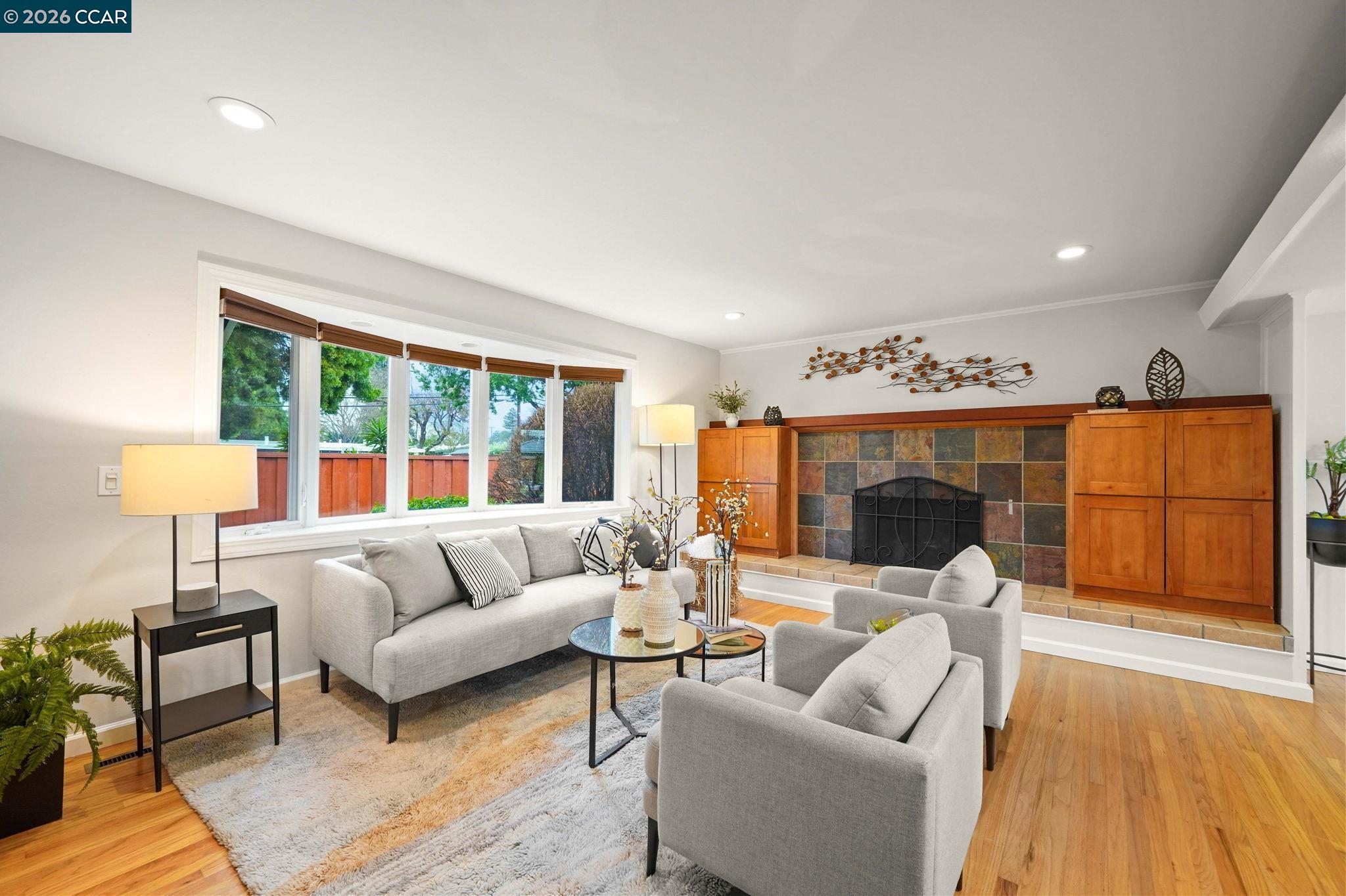 Detail Gallery Image 5 of 40 For 3041 Pruneridge Avenue, Santa Clara,  CA 95051 - 4 Beds | 3/1 Baths