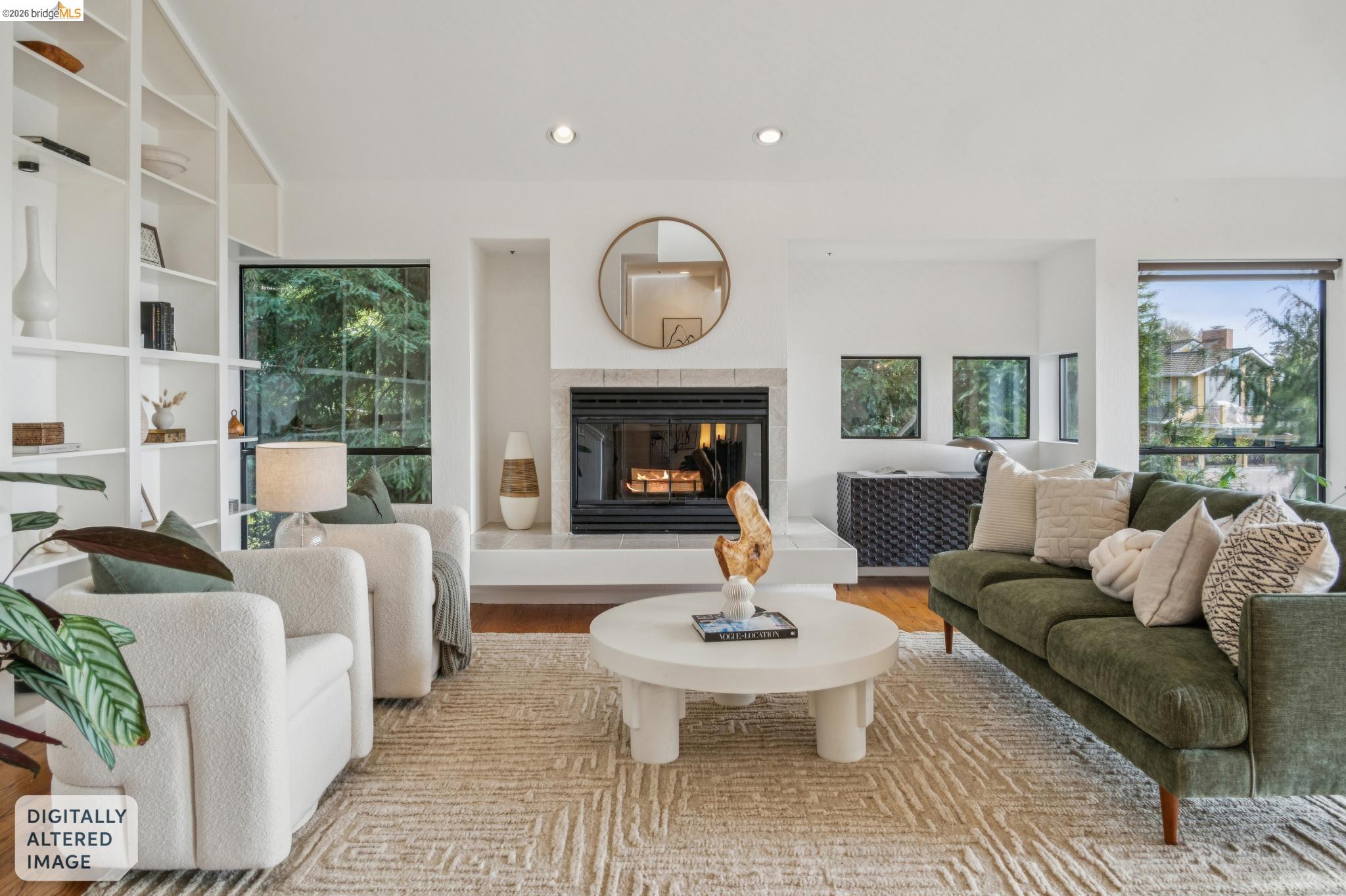 Detail Gallery Image 11 of 60 For 6051 Westover Dr, Oakland,  CA 94611 - 4 Beds | 3 Baths