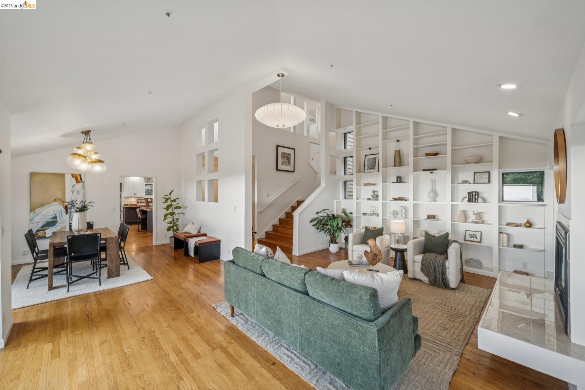 Detail Gallery Image 20 of 60 For 6051 Westover Dr, Oakland,  CA 94611 - 4 Beds | 3 Baths