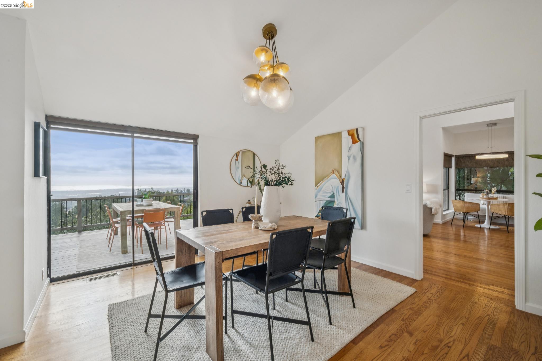 Detail Gallery Image 25 of 59 For 6051 Westover Dr, Oakland,  CA 94611 - 4 Beds | 3 Baths