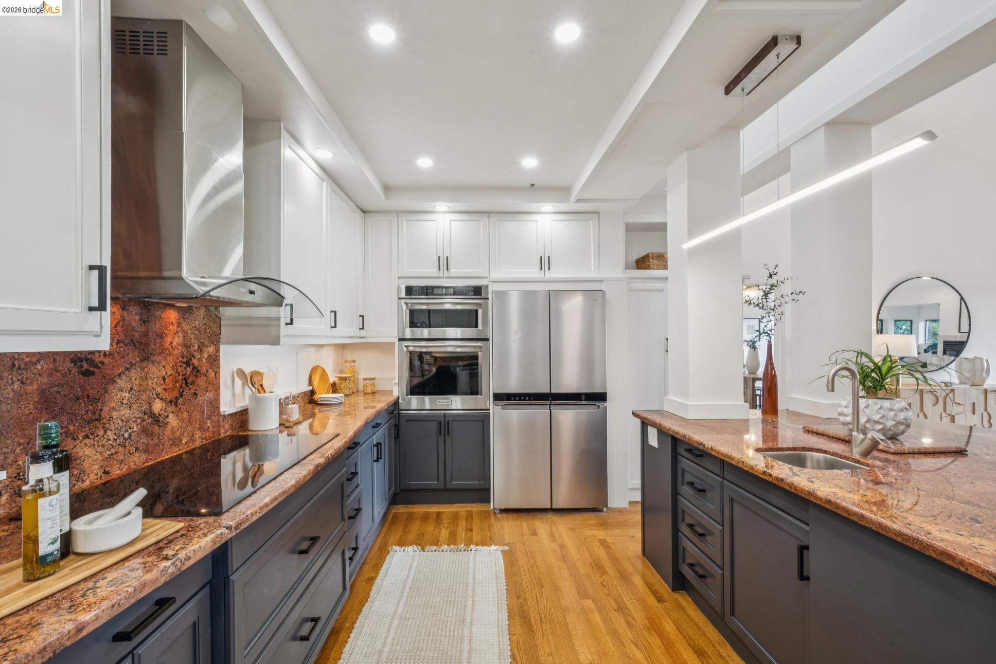 Detail Gallery Image 36 of 60 For 6051 Westover Dr, Oakland,  CA 94611 - 4 Beds | 3 Baths