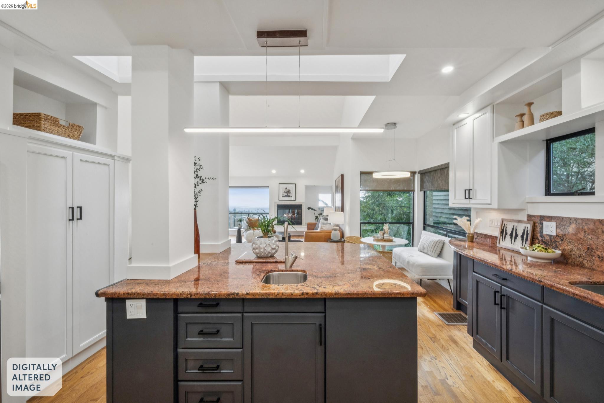 Detail Gallery Image 37 of 60 For 6051 Westover Dr, Oakland,  CA 94611 - 4 Beds | 3 Baths