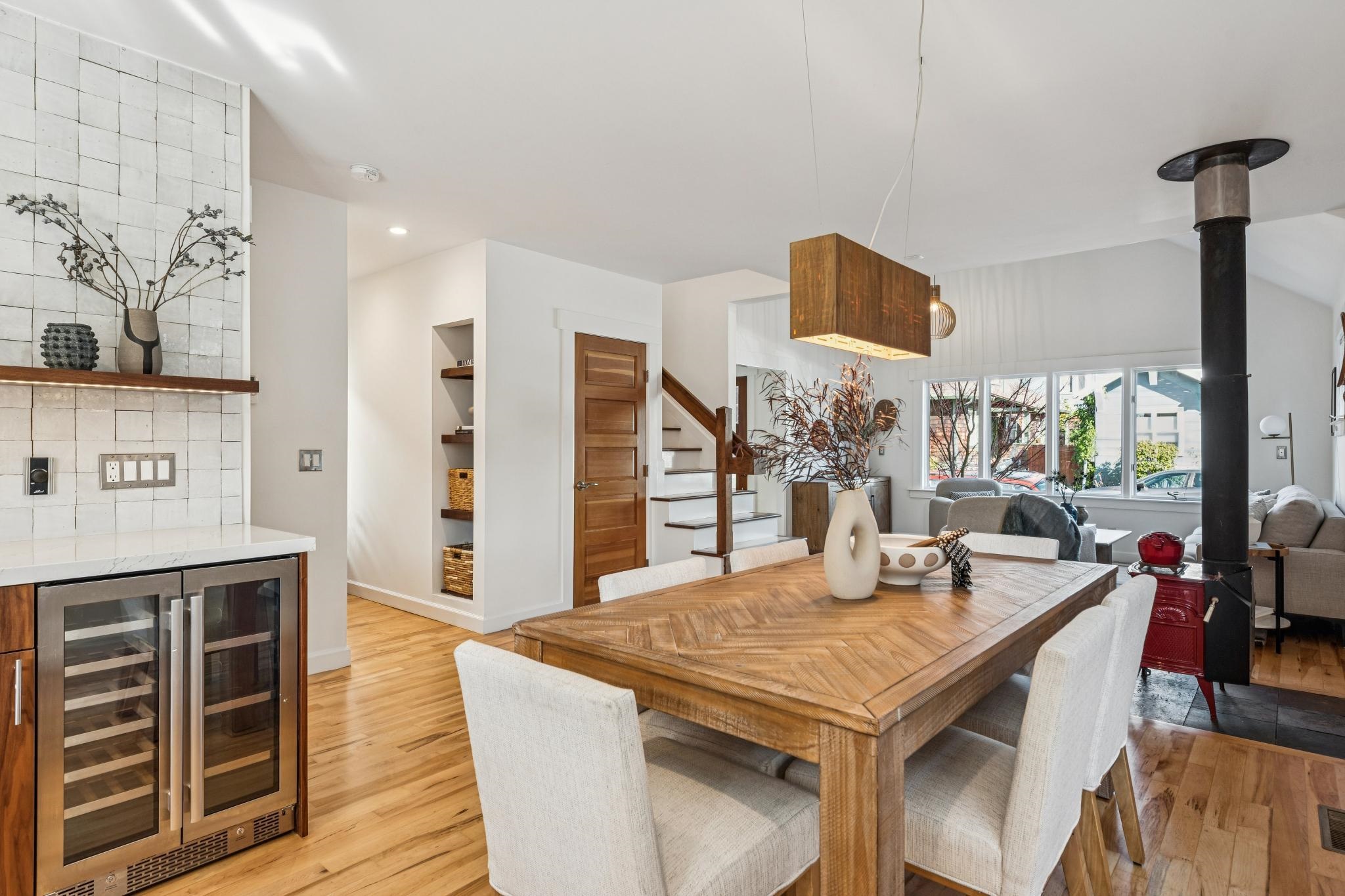 Detail Gallery Image 14 of 59 For 6445 Irwin Ct, Oakland,  CA 94609 - 3 Beds | 2 Baths