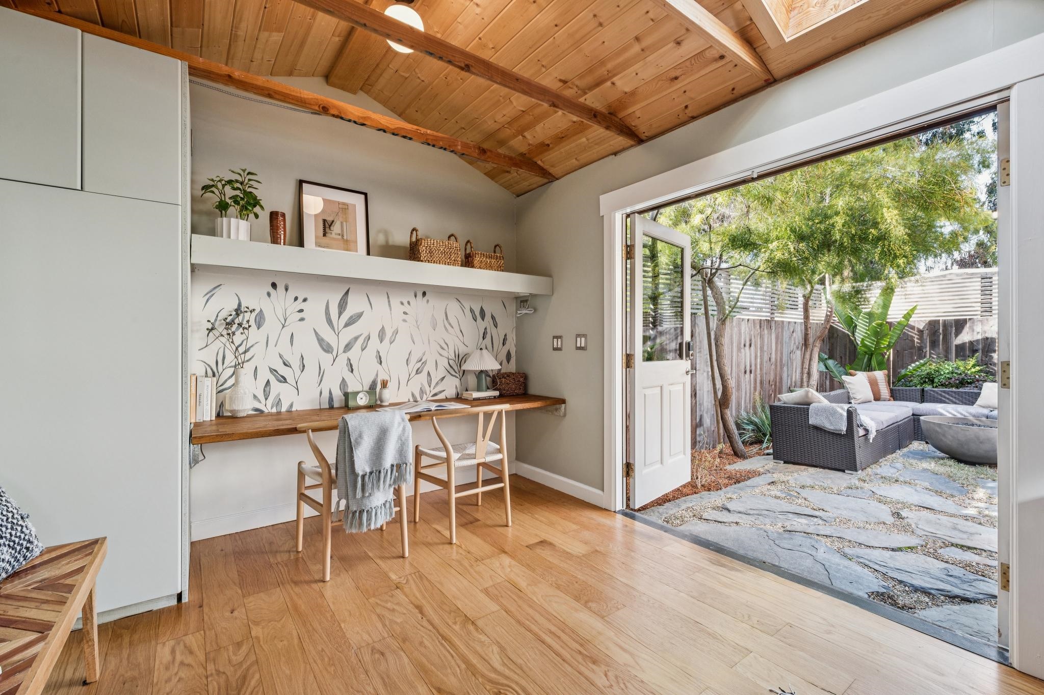 Detail Gallery Image 52 of 59 For 6445 Irwin Ct, Oakland,  CA 94609 - 3 Beds | 2 Baths