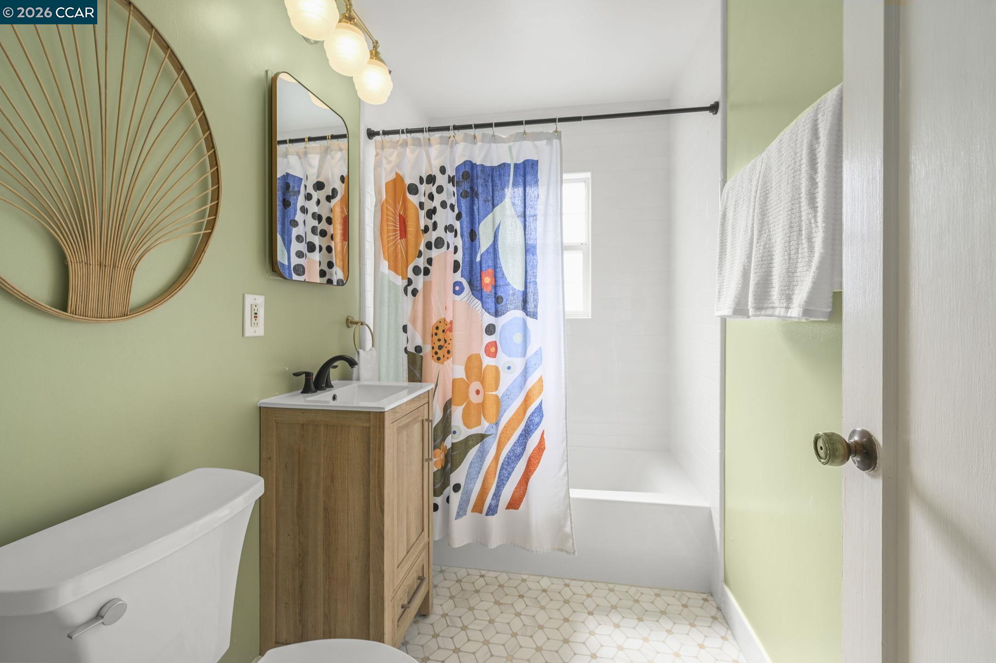 Detail Gallery Image 19 of 42 For 98 Sylvia Dr, Pleasant Hill,  CA 94523 - 3 Beds | 2 Baths