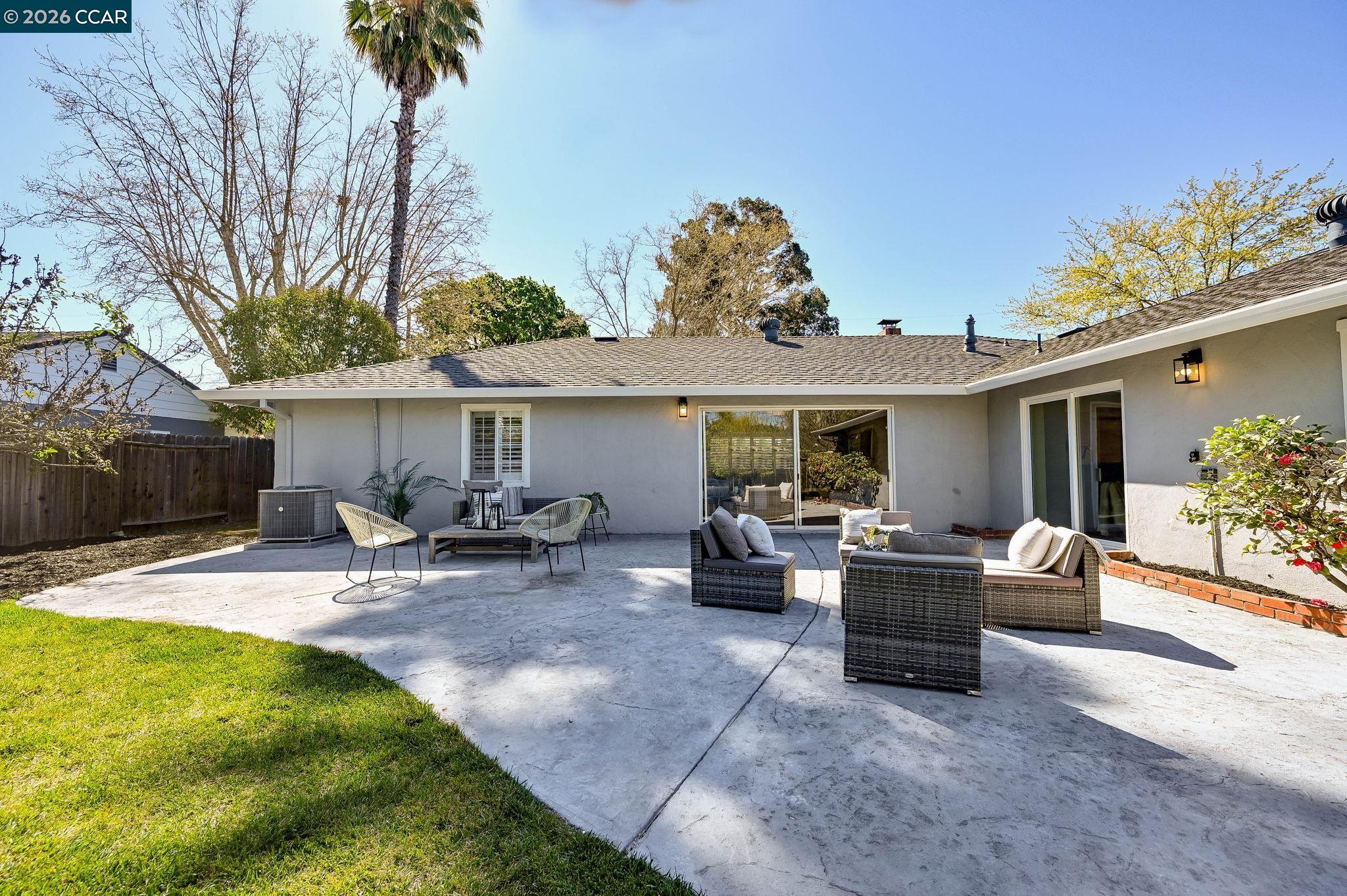 Detail Gallery Image 24 of 42 For 98 Sylvia Dr, Pleasant Hill,  CA 94523 - 3 Beds | 2 Baths