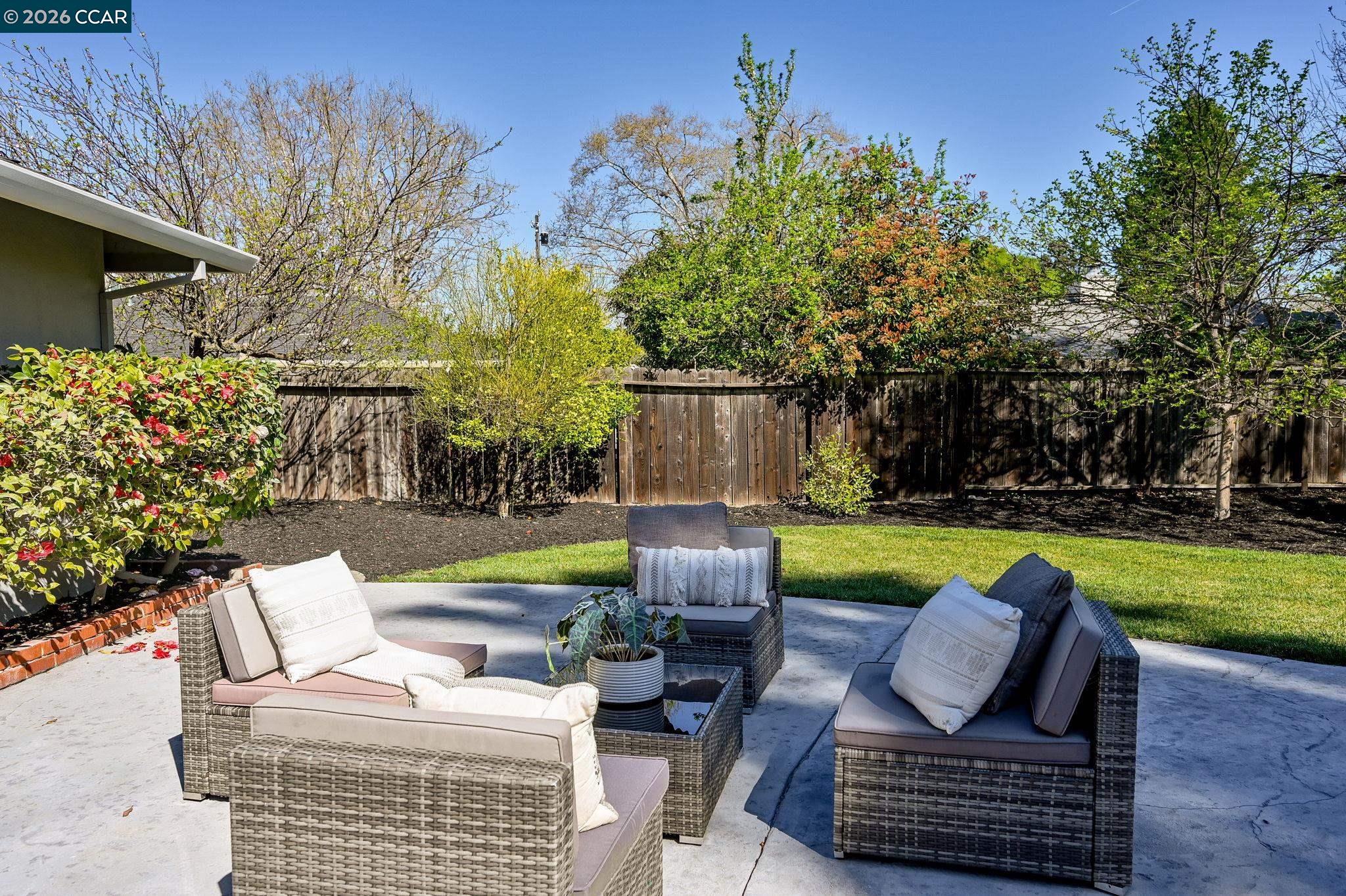 Detail Gallery Image 27 of 42 For 98 Sylvia Dr, Pleasant Hill,  CA 94523 - 3 Beds | 2 Baths