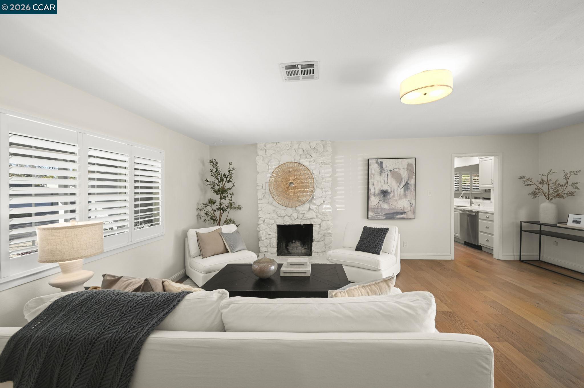 Detail Gallery Image 6 of 42 For 98 Sylvia Dr, Pleasant Hill,  CA 94523 - 3 Beds | 2 Baths