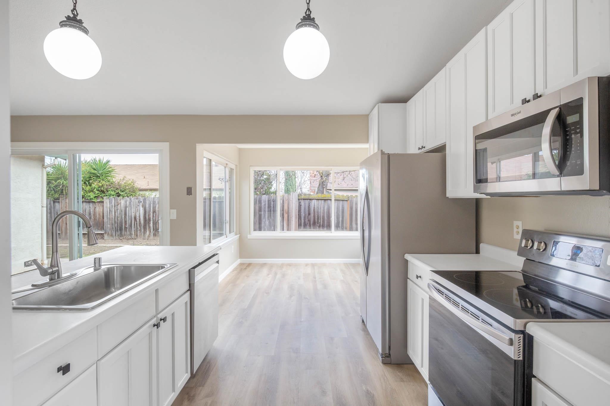 Detail Gallery Image 2 of 43 For 4834 Chablis Ct, Oakley,  CA 94561 - 4 Beds | 2 Baths