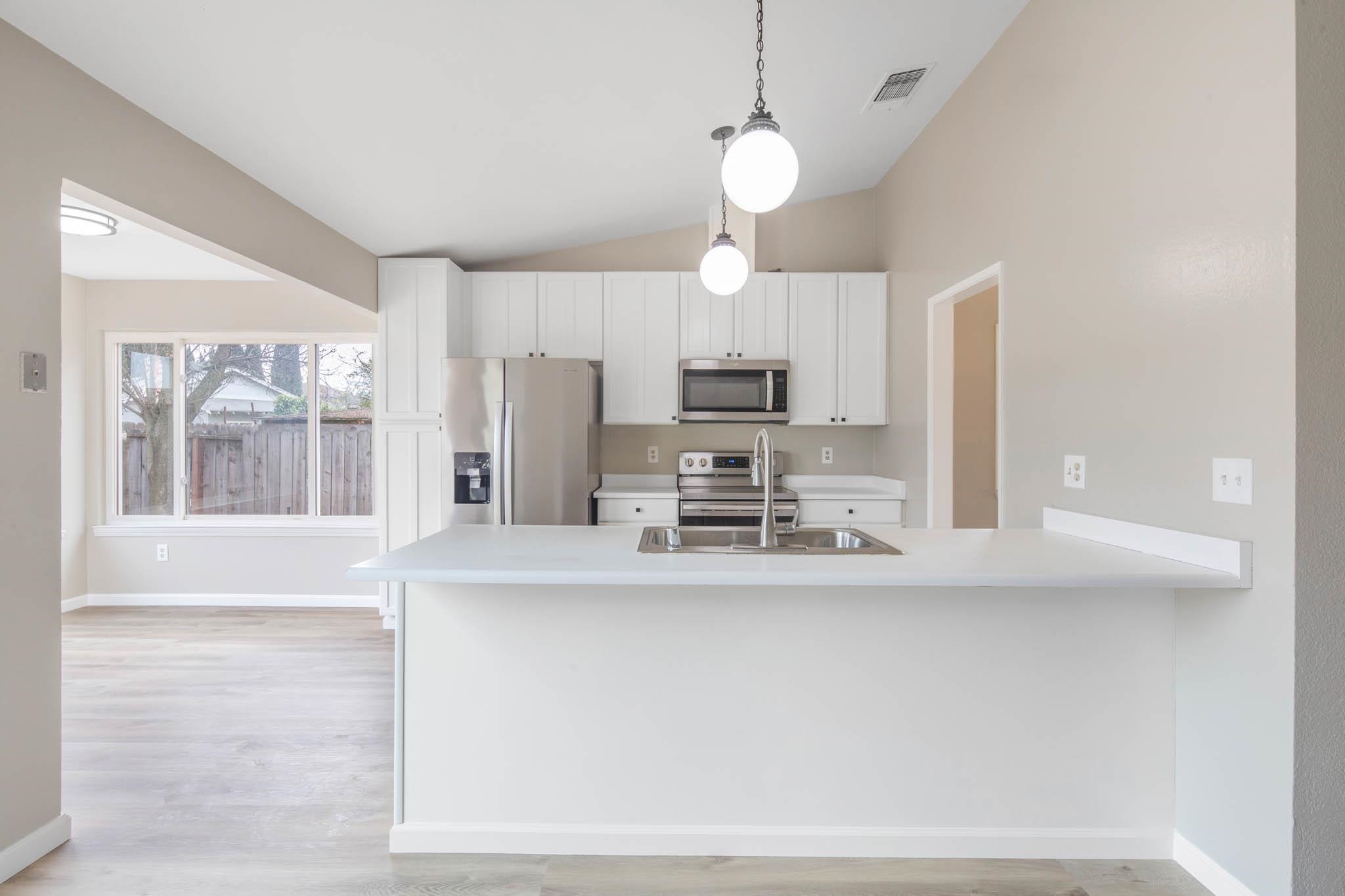 Detail Gallery Image 3 of 43 For 4834 Chablis Ct, Oakley,  CA 94561 - 4 Beds | 2 Baths