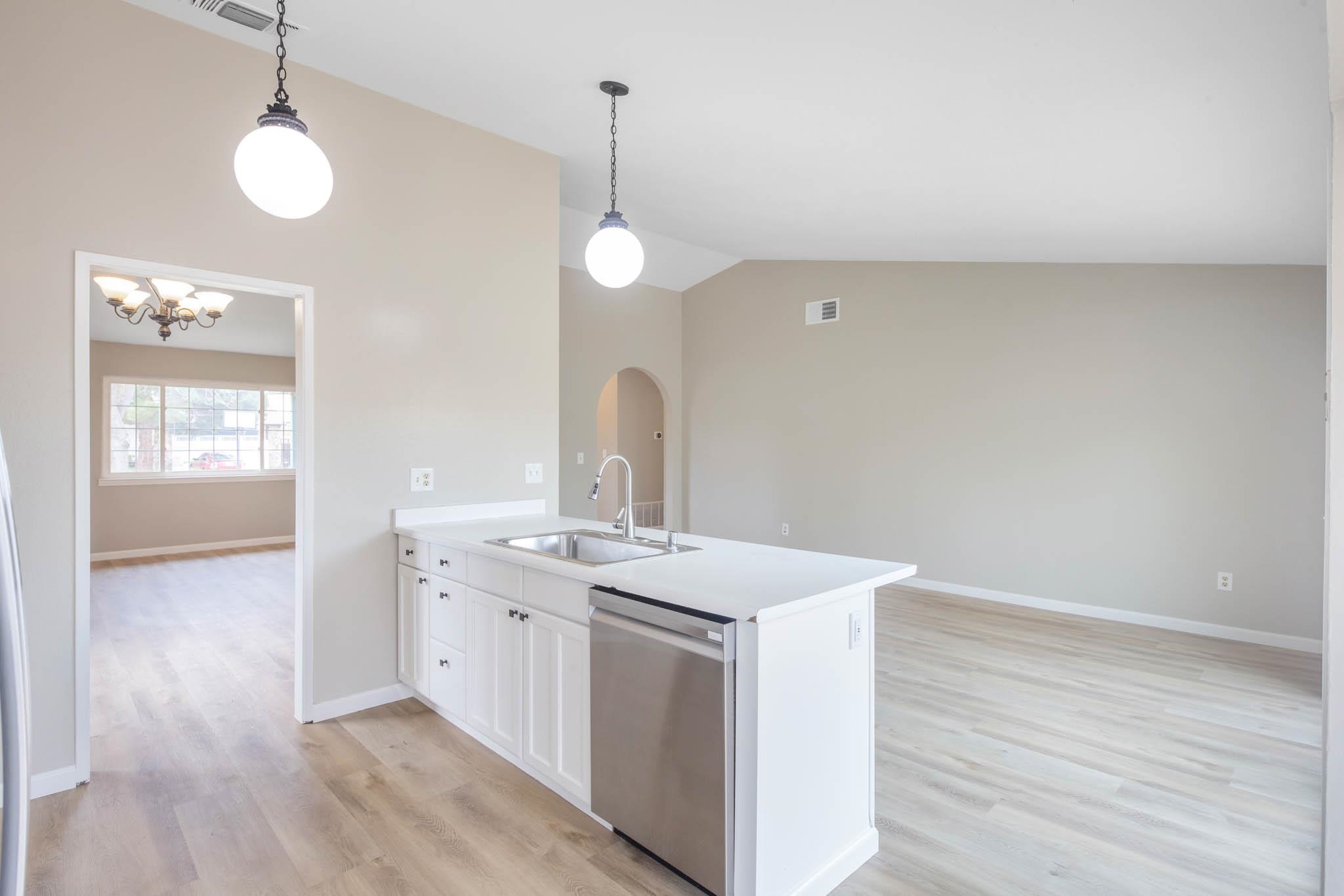 Detail Gallery Image 10 of 43 For 4834 Chablis Ct, Oakley,  CA 94561 - 4 Beds | 2 Baths