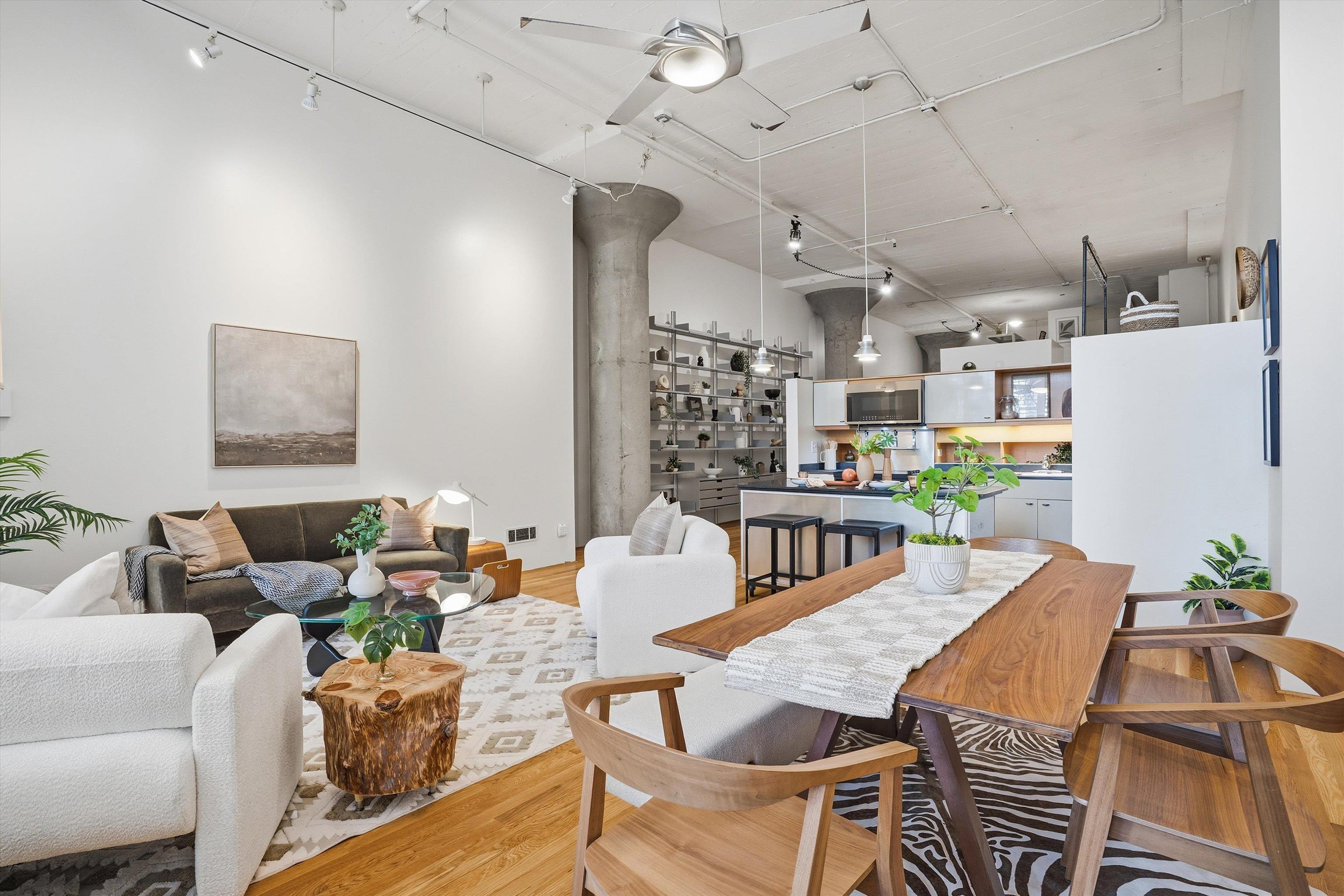 Photo #1: 41124271 Listing: Photo #1