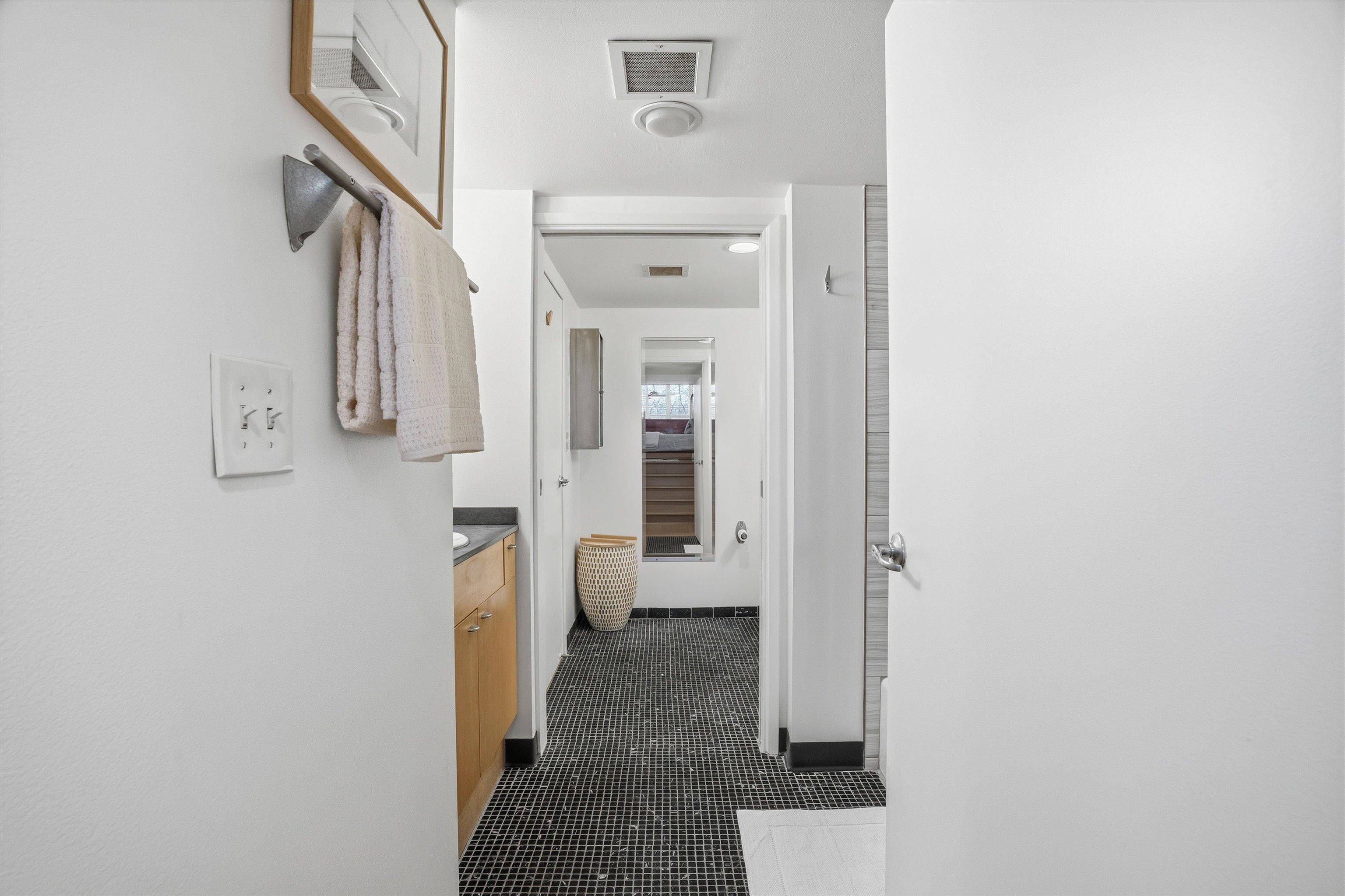 Photo #11: 41124271 Listing: Photo #11