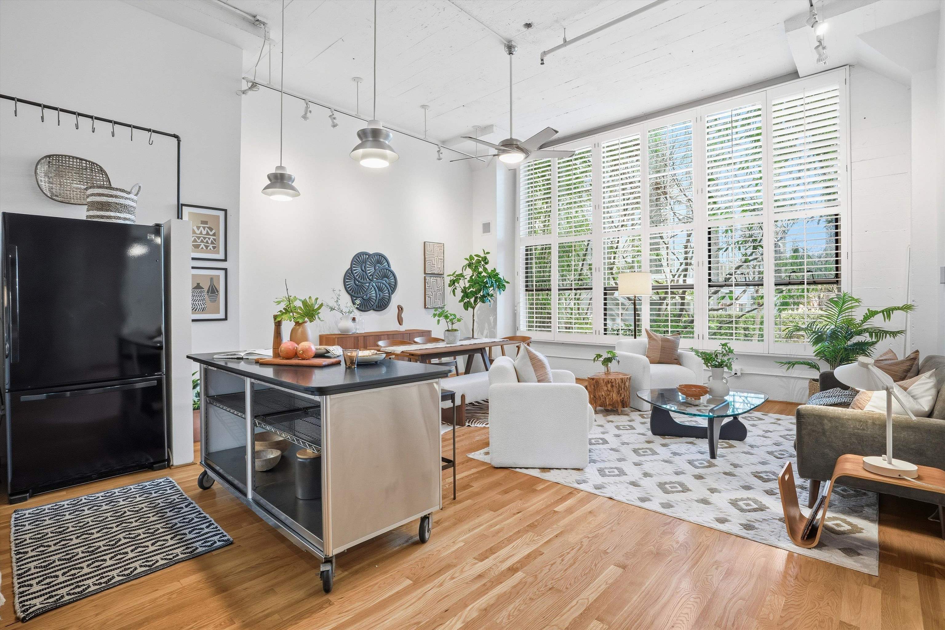 Photo #4: 41124271 Listing: Photo #4