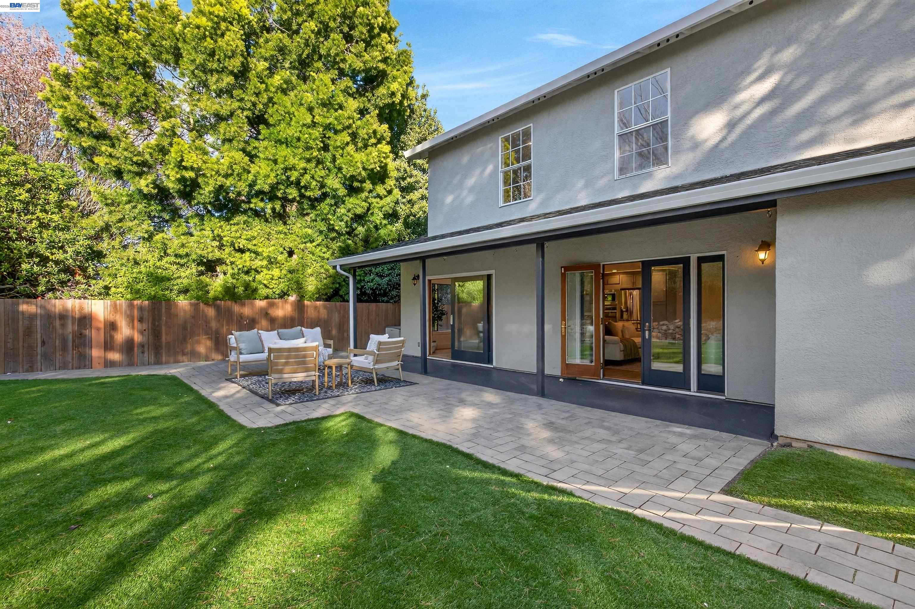 Detail Gallery Image 46 of 59 For 137 Chelsea Hills Dr, Benicia,  CA 94510 - 6 Beds | 3/1 Baths