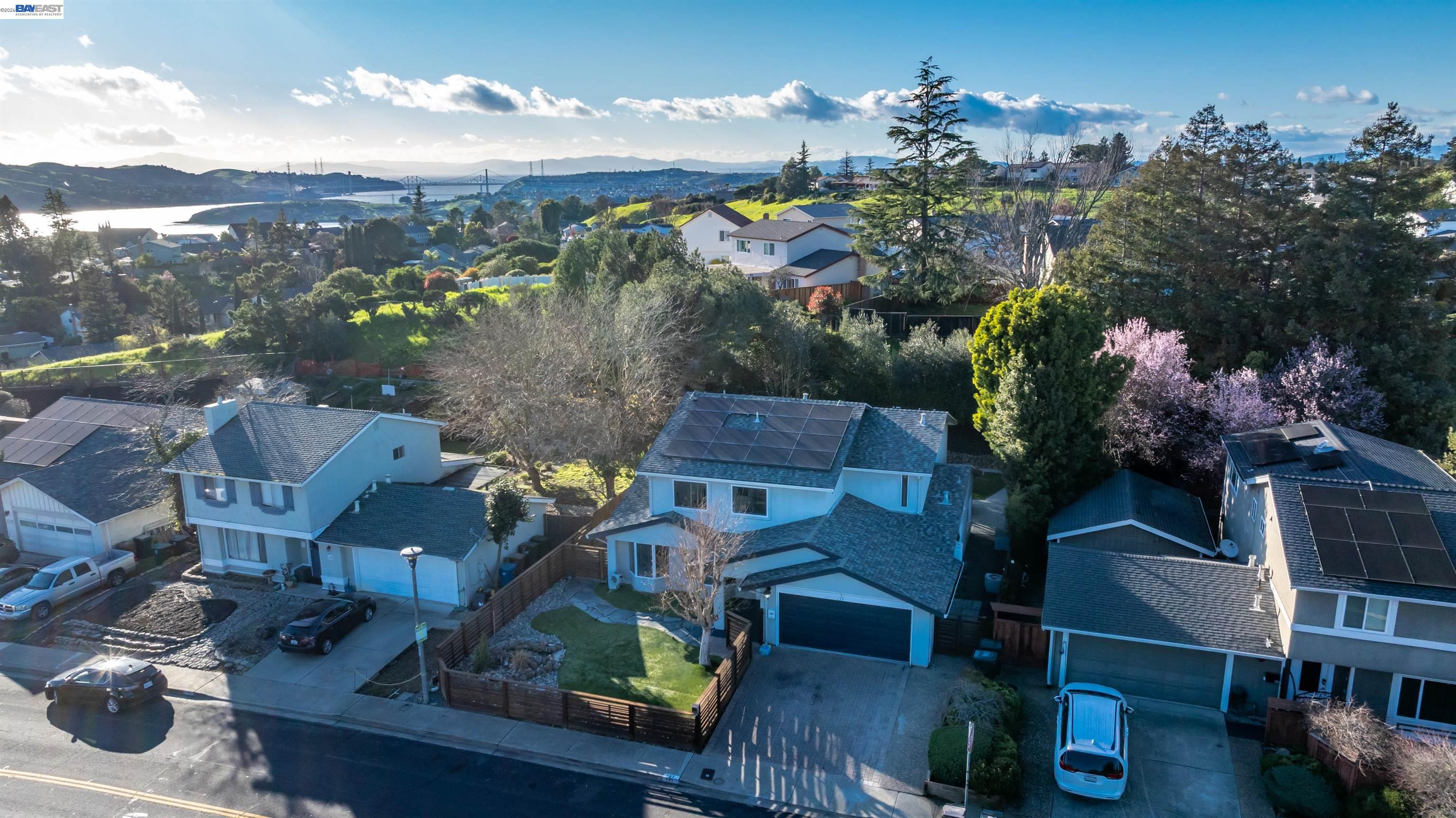 Detail Gallery Image 51 of 59 For 137 Chelsea Hills Dr, Benicia,  CA 94510 - 6 Beds | 3/1 Baths