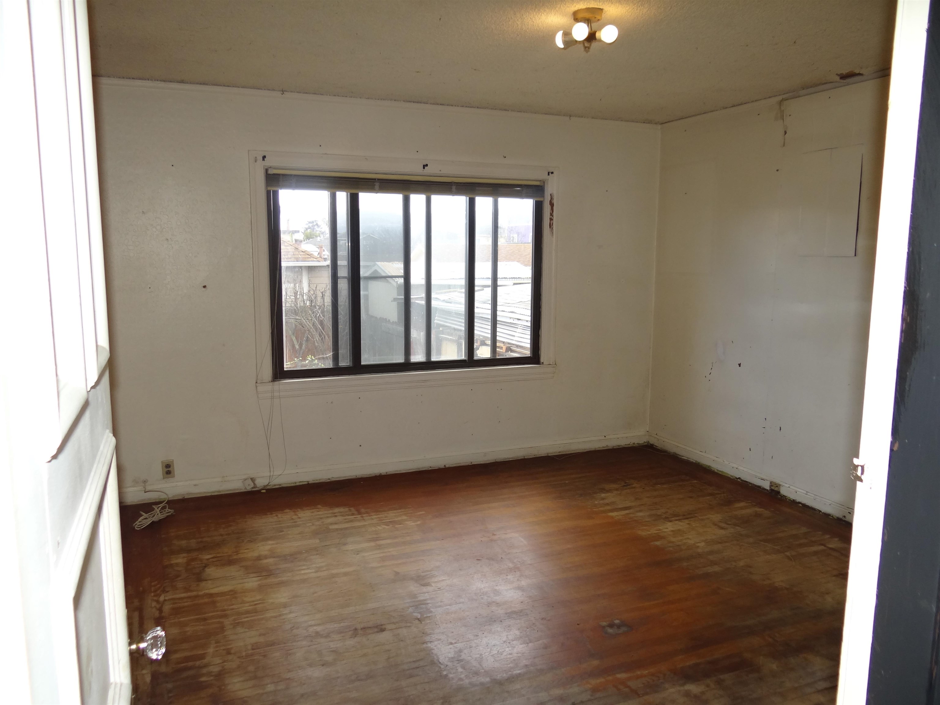 Detail Gallery Image 34 of 37 For 596 Walnut St, San Bruno,  CA 94066 - 3 Beds | 2/1 Baths