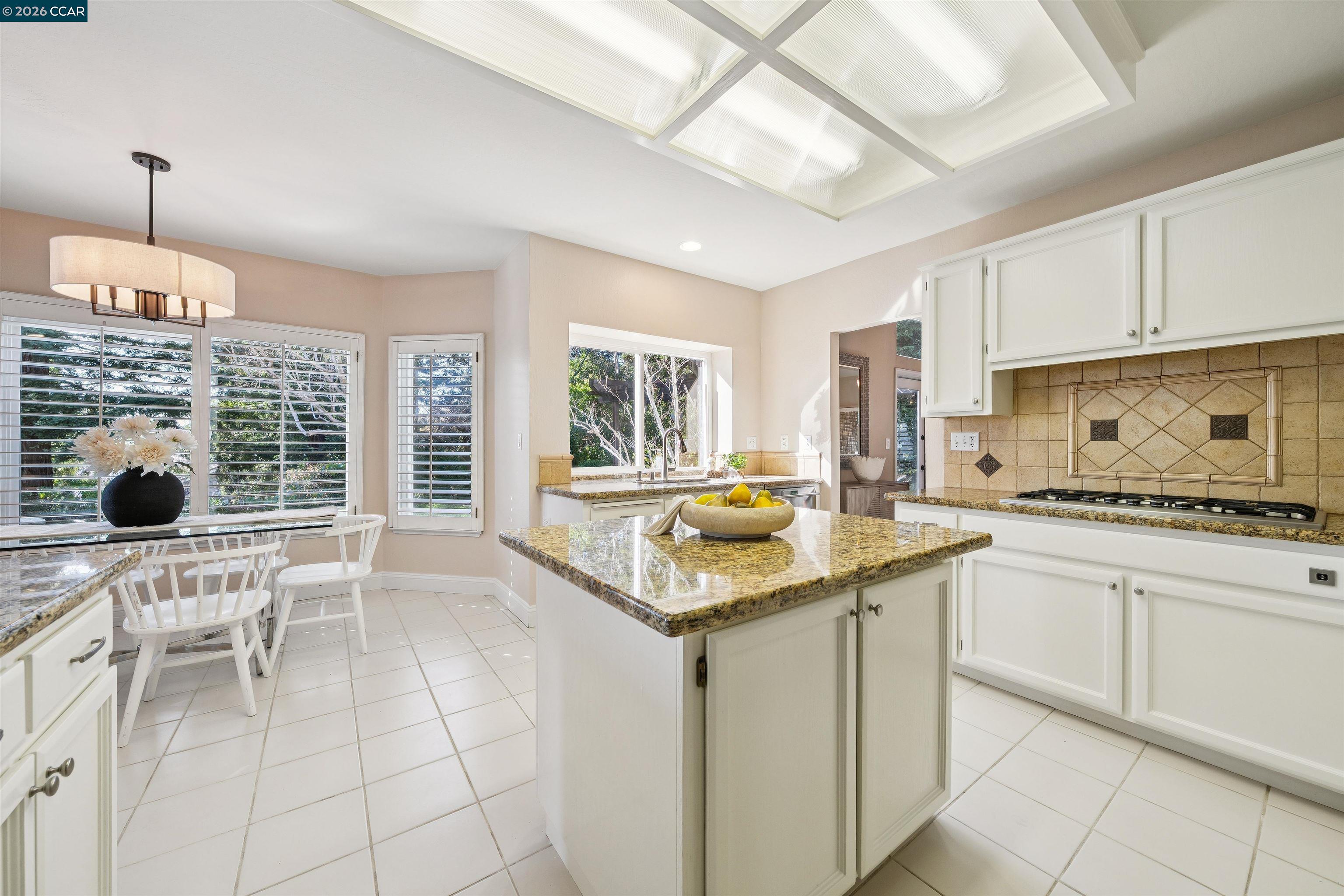 Detail Gallery Image 12 of 60 For 3840 Cottonwood Dr, Danville,  CA 94506 - 4 Beds | 3 Baths