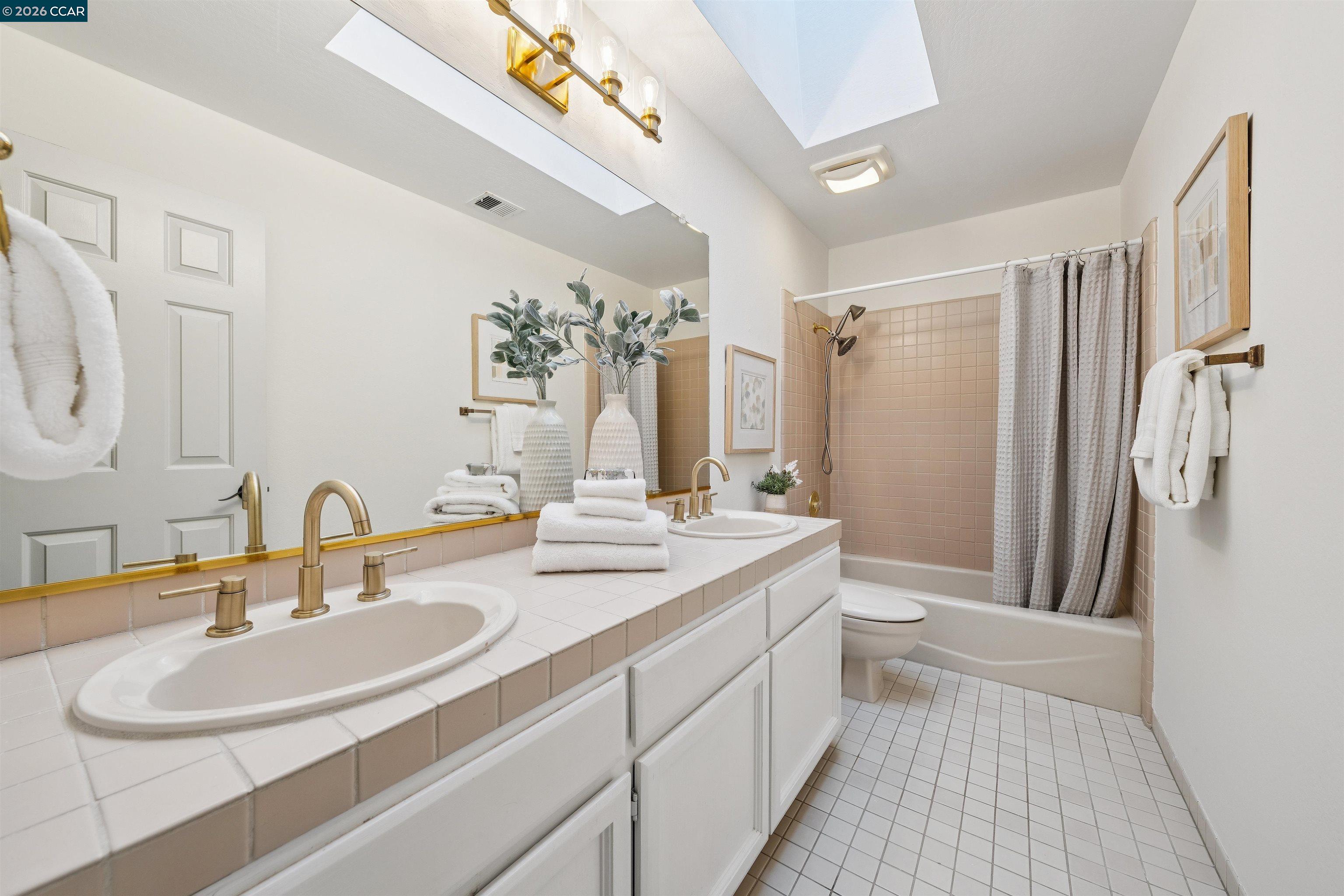 Detail Gallery Image 36 of 60 For 3840 Cottonwood Dr, Danville,  CA 94506 - 4 Beds | 3 Baths