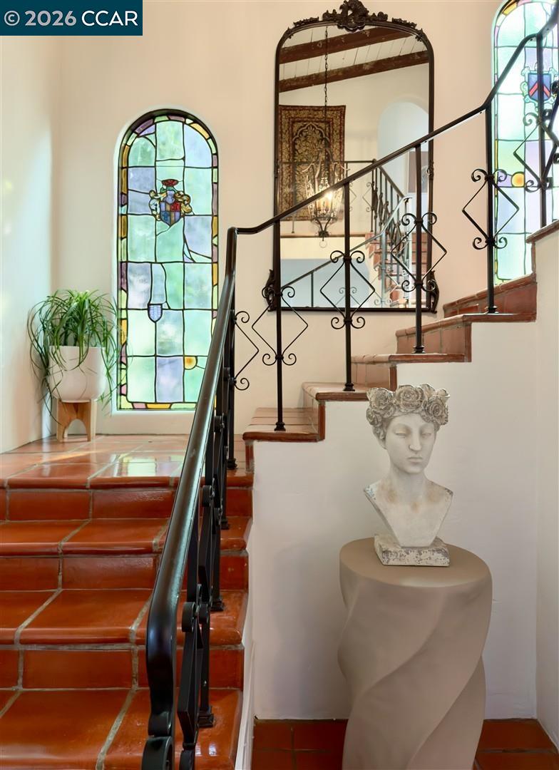 Detail Gallery Image 34 of 60 For 1239 Geneva St, Glendale,  CA 91207 - 4 Beds | 3 Baths