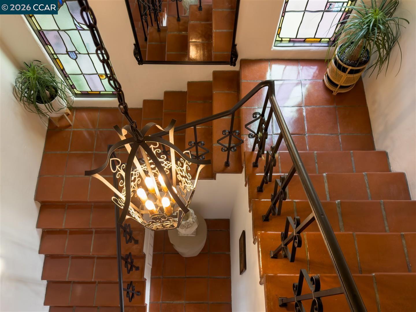 Detail Gallery Image 39 of 60 For 1239 Geneva St, Glendale,  CA 91207 - 4 Beds | 3 Baths