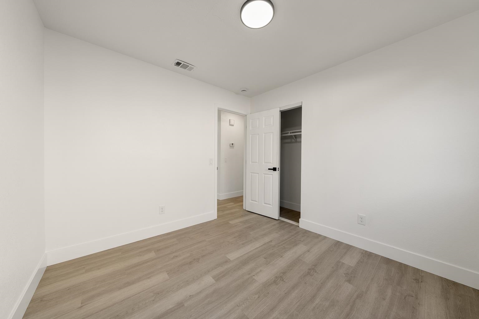 Detail Gallery Image 16 of 22 For 9821 Culp Way, Sacramento,  CA 95827 - 3 Beds | 2 Baths