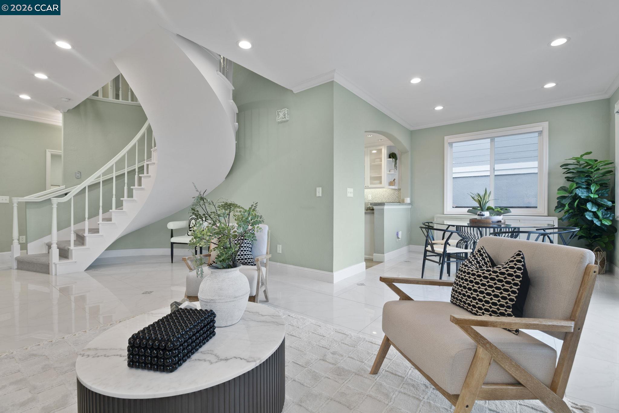 Detail Gallery Image 14 of 55 For 1405 Fountain Springs Cir, Danville,  CA 94526 - 4 Beds | 2/1 Baths