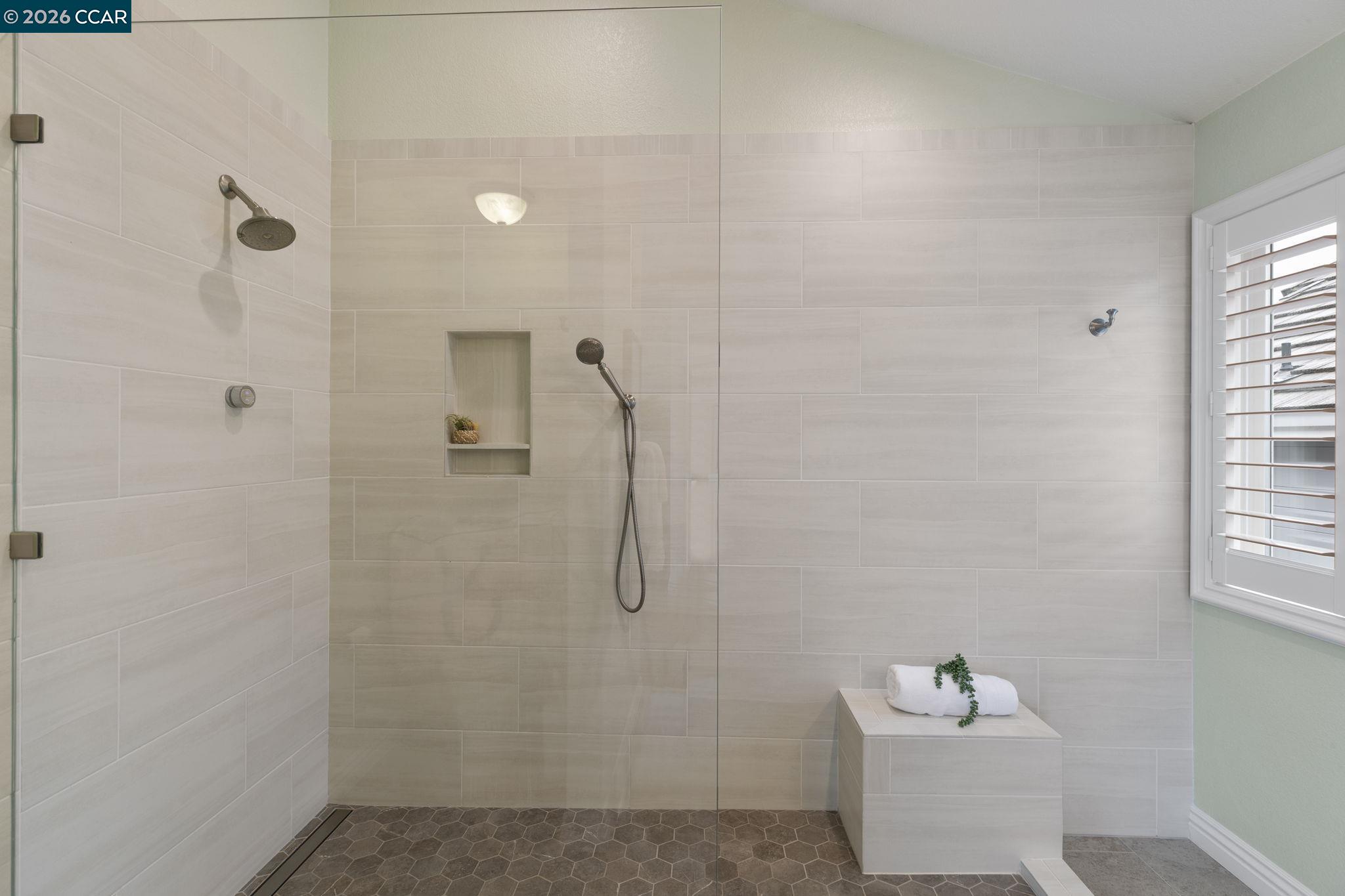 Detail Gallery Image 35 of 55 For 1405 Fountain Springs Cir, Danville,  CA 94526 - 4 Beds | 2/1 Baths