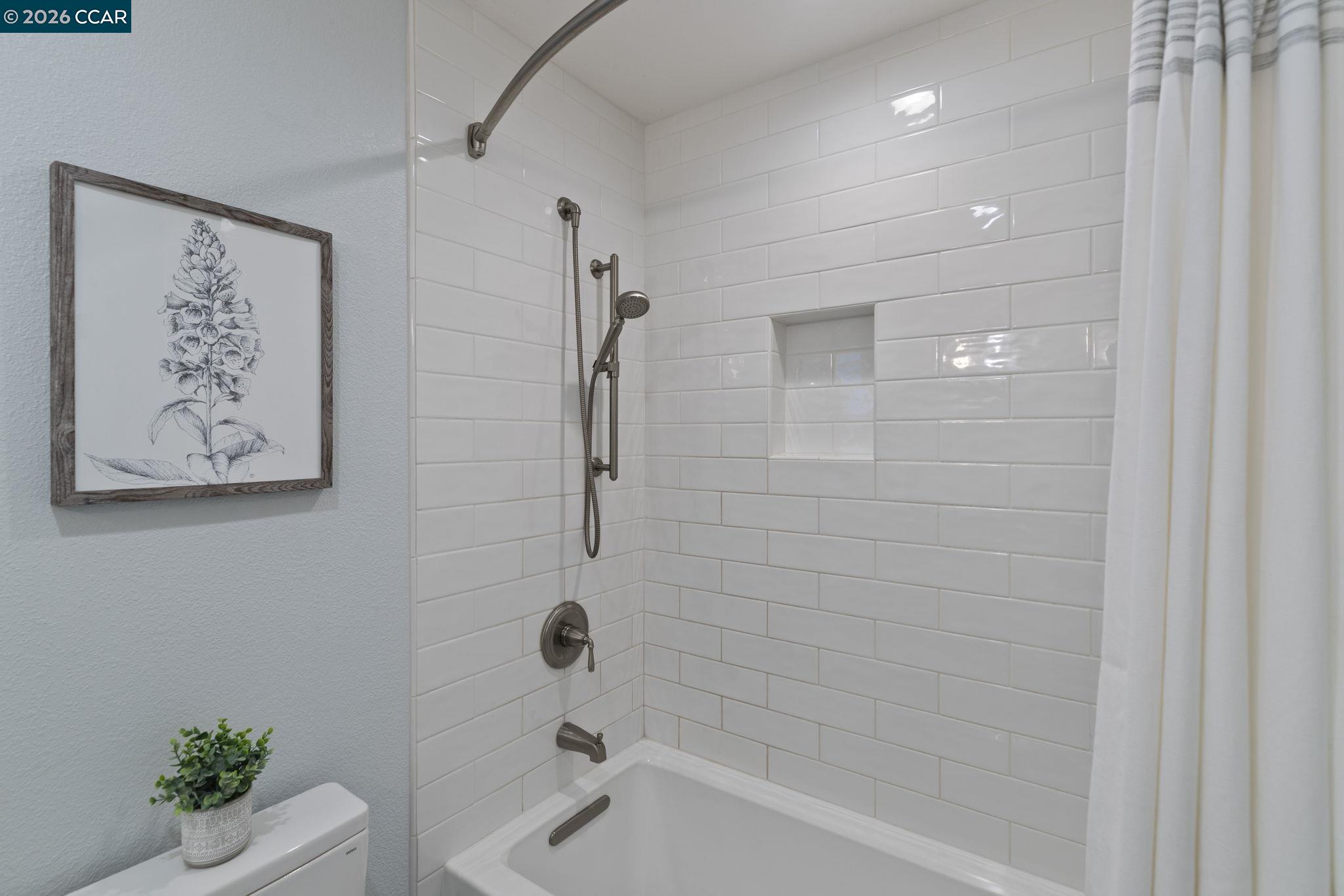 Detail Gallery Image 40 of 55 For 1405 Fountain Springs Cir, Danville,  CA 94526 - 4 Beds | 2/1 Baths
