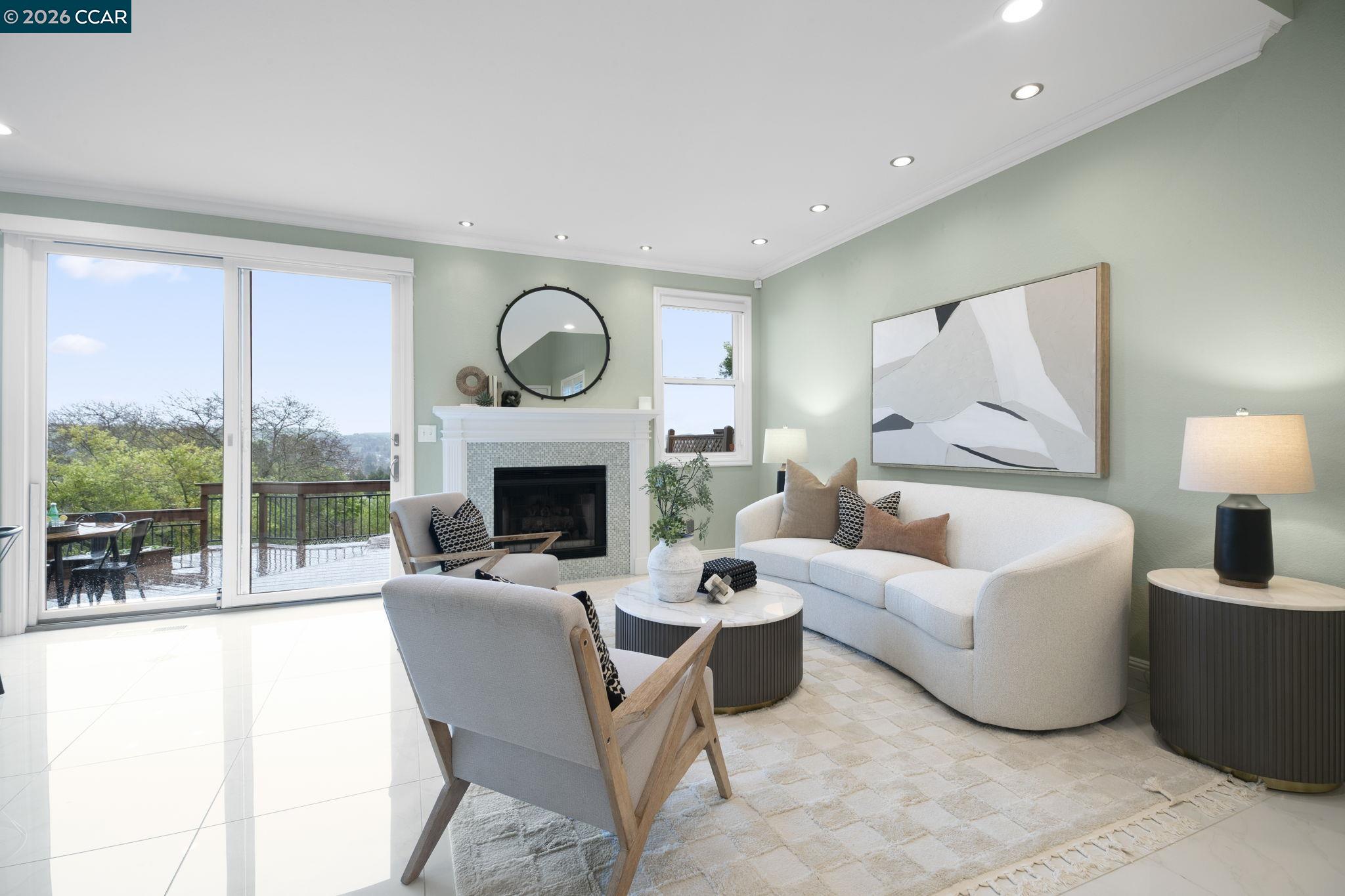 Detail Gallery Image 10 of 55 For 1405 Fountain Springs Cir, Danville,  CA 94526 - 4 Beds | 2/1 Baths