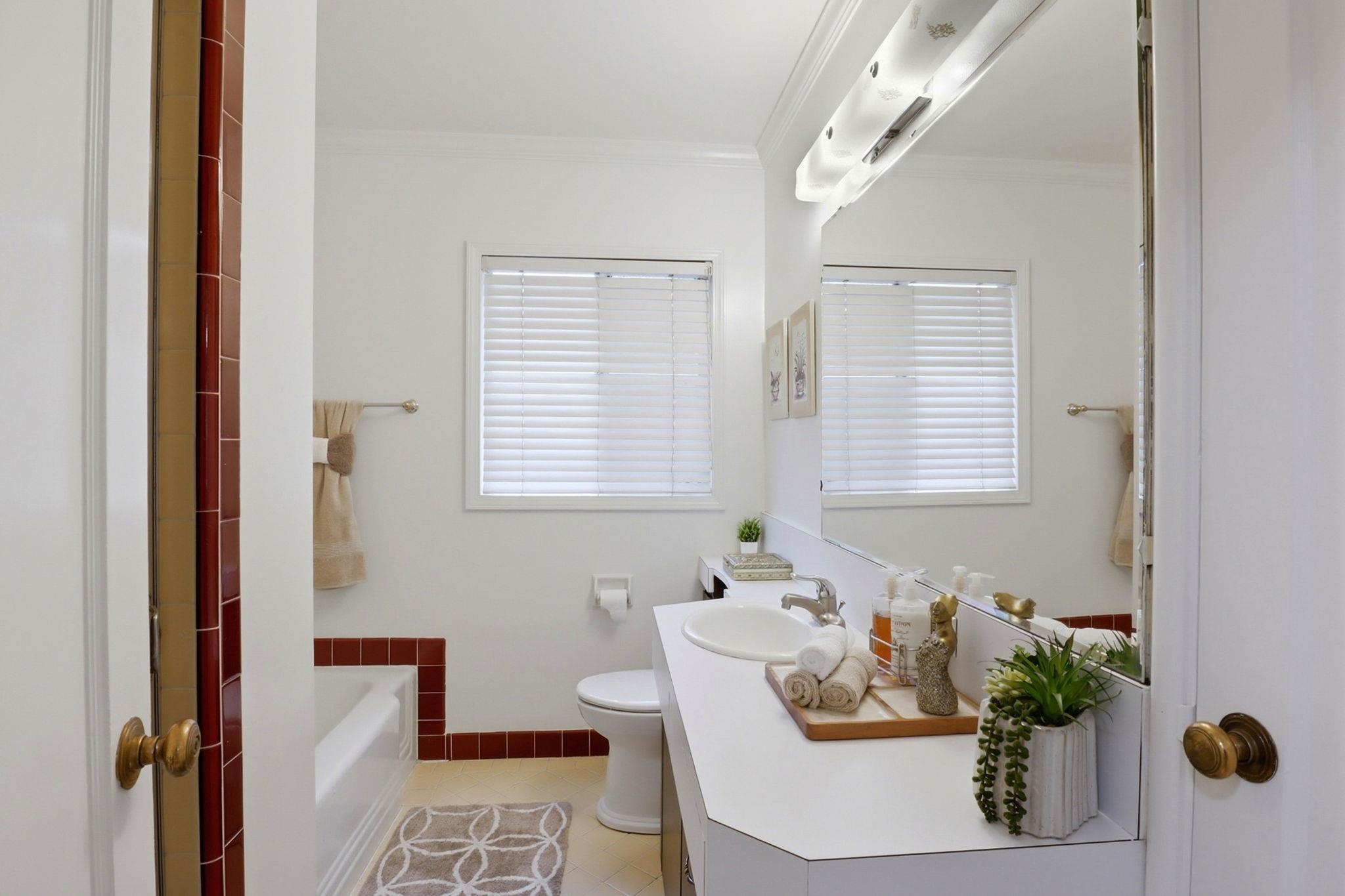 Detail Gallery Image 21 of 36 For 3630 Lorena Ave, Castro Valley,  CA 94546 - 3 Beds | 1 Baths