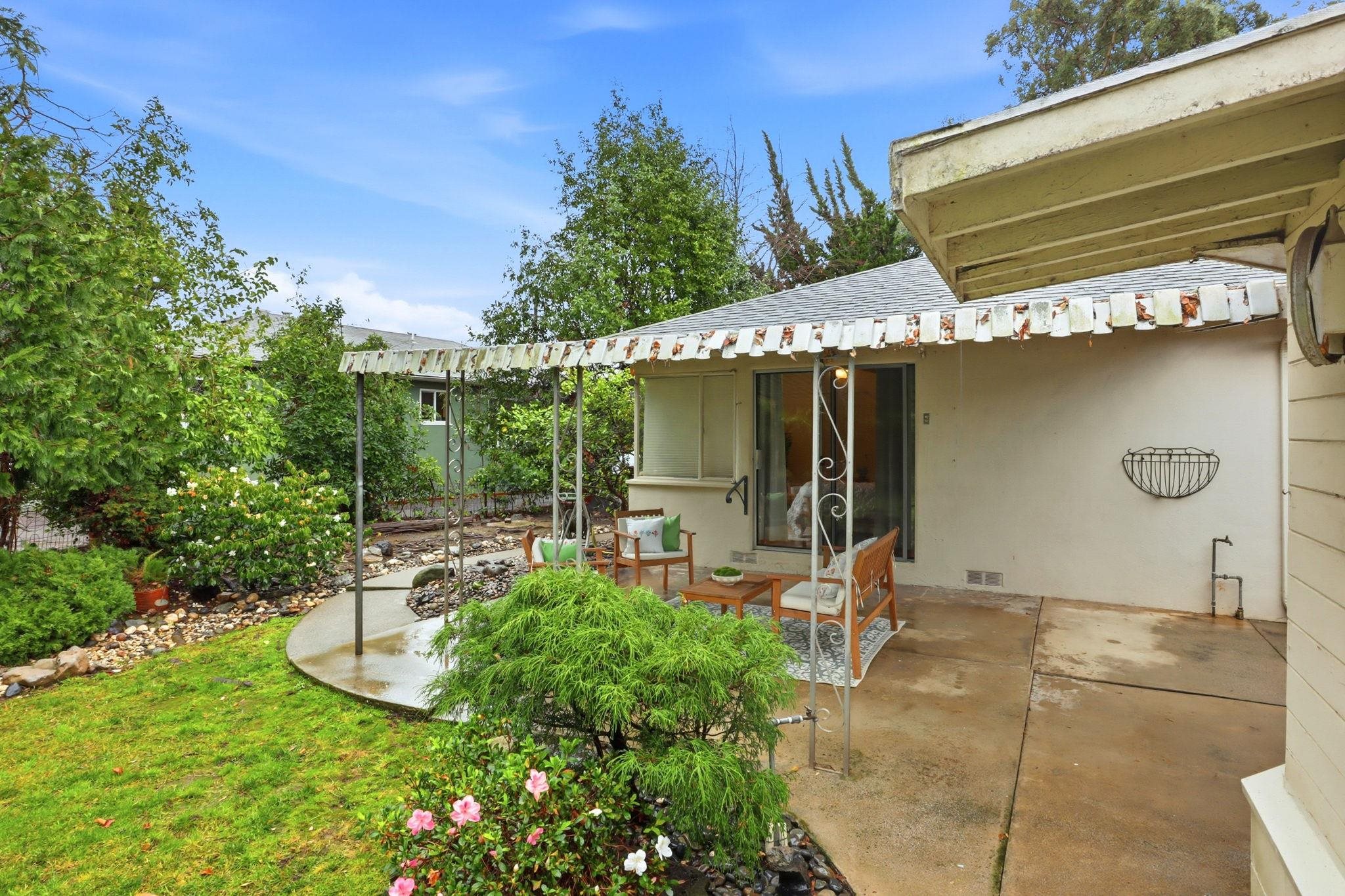 Detail Gallery Image 34 of 36 For 3630 Lorena Ave, Castro Valley,  CA 94546 - 3 Beds | 1 Baths