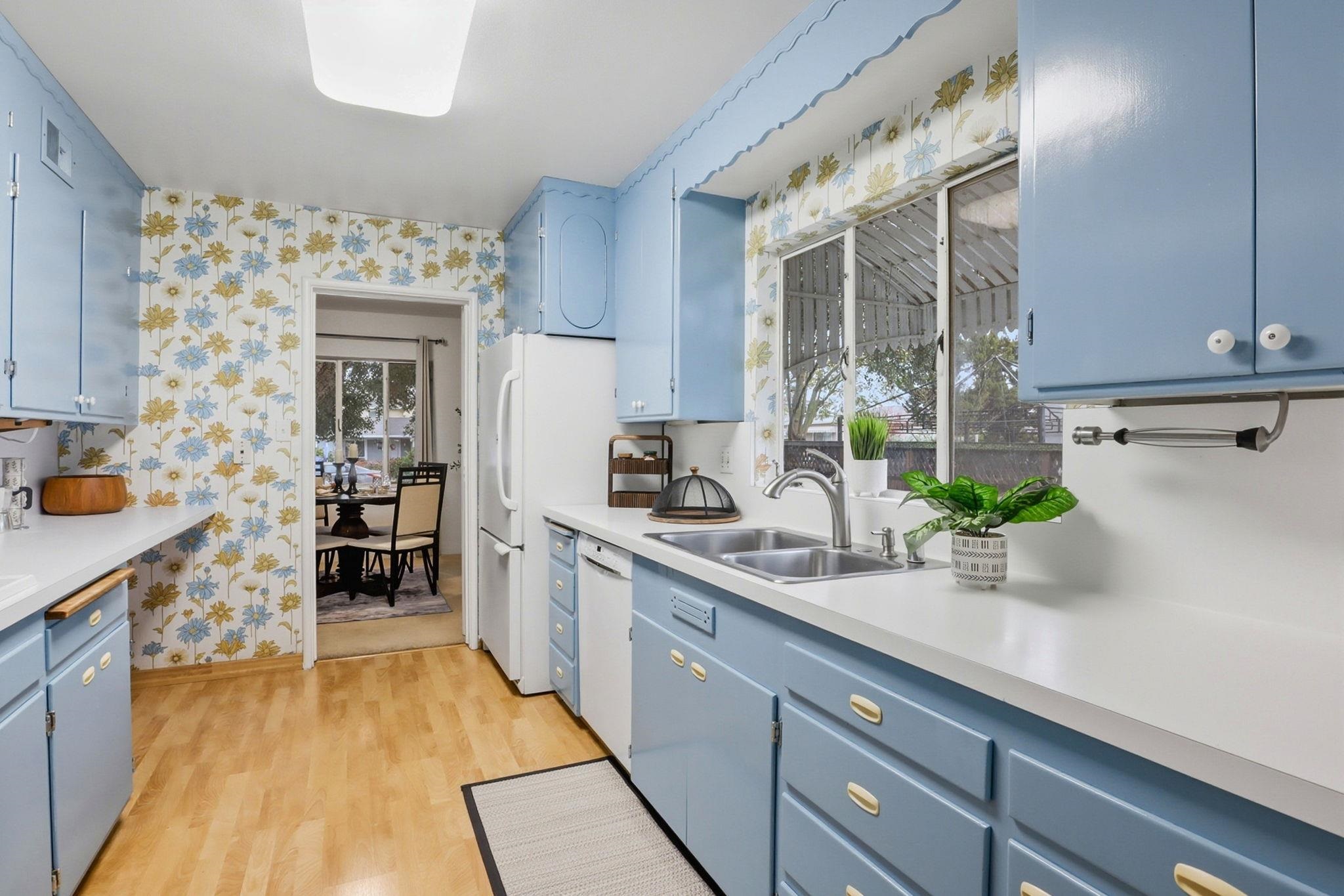 Detail Gallery Image 10 of 36 For 3630 Lorena Ave, Castro Valley,  CA 94546 - 3 Beds | 1 Baths