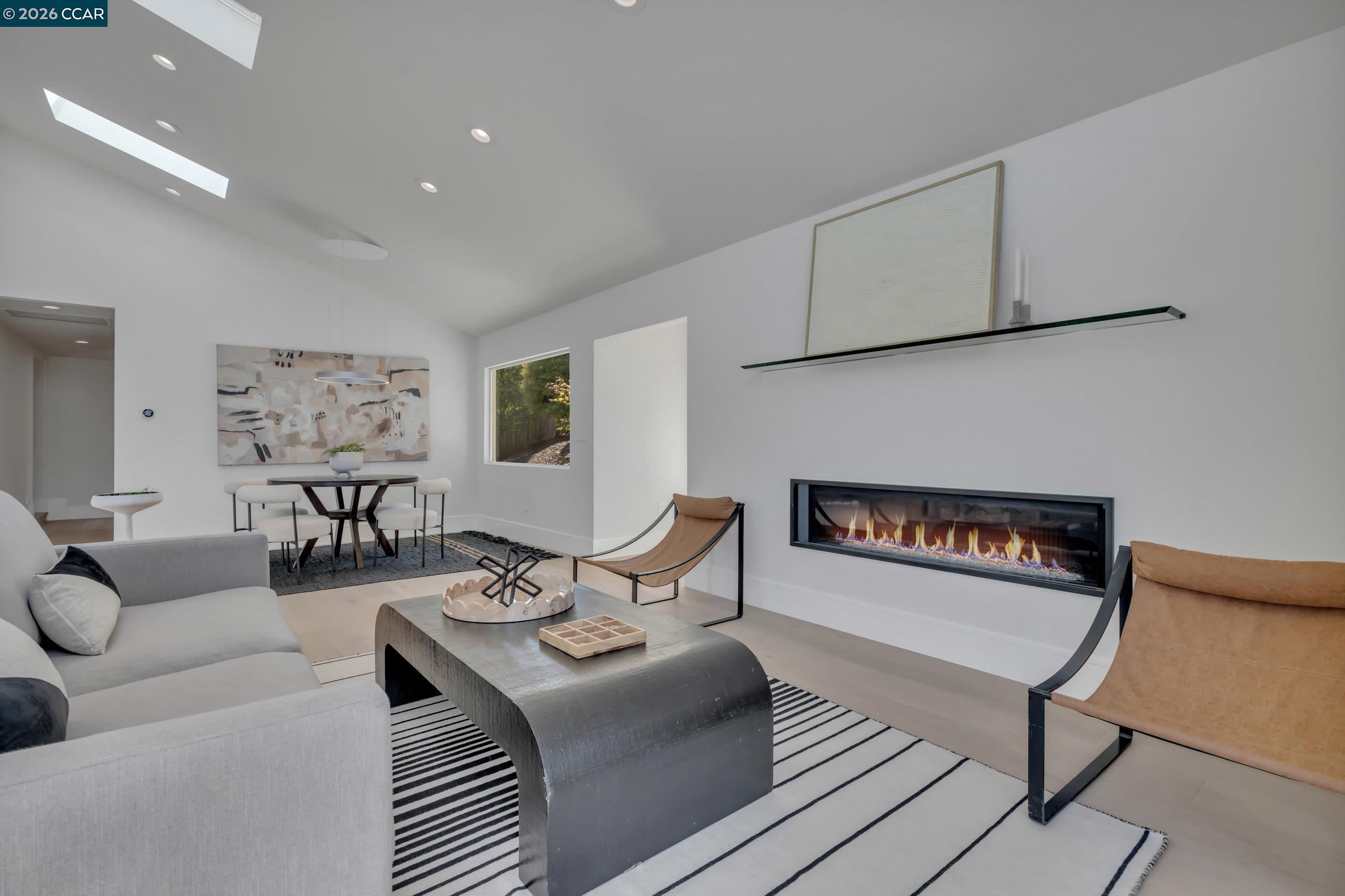 Detail Gallery Image 18 of 60 For 127 Caminar Way, Walnut Creek,  CA 94596 - 5 Beds | 5/1 Baths