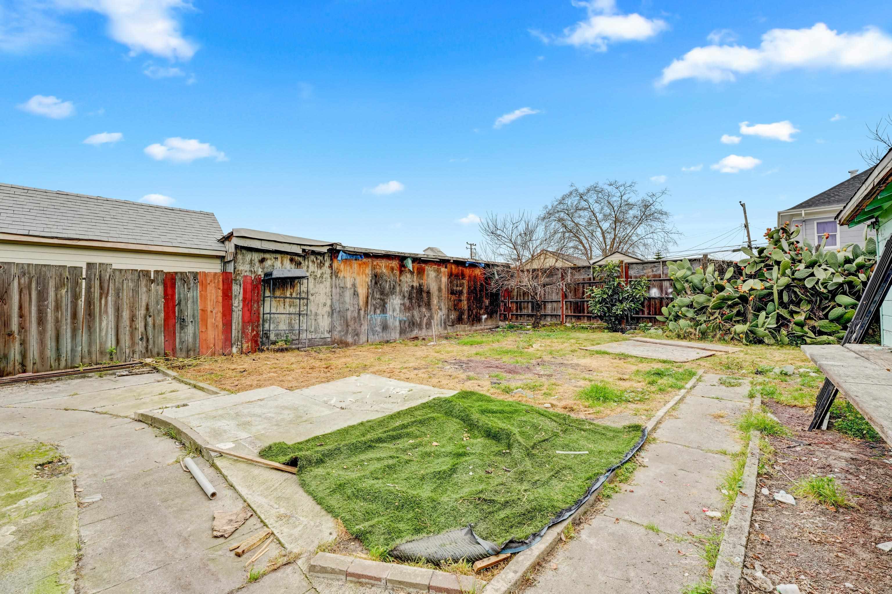 Detail Gallery Image 23 of 32 For 1355 91st Ave, Oakland,  CA 94603 - 2 Beds | 1 Baths