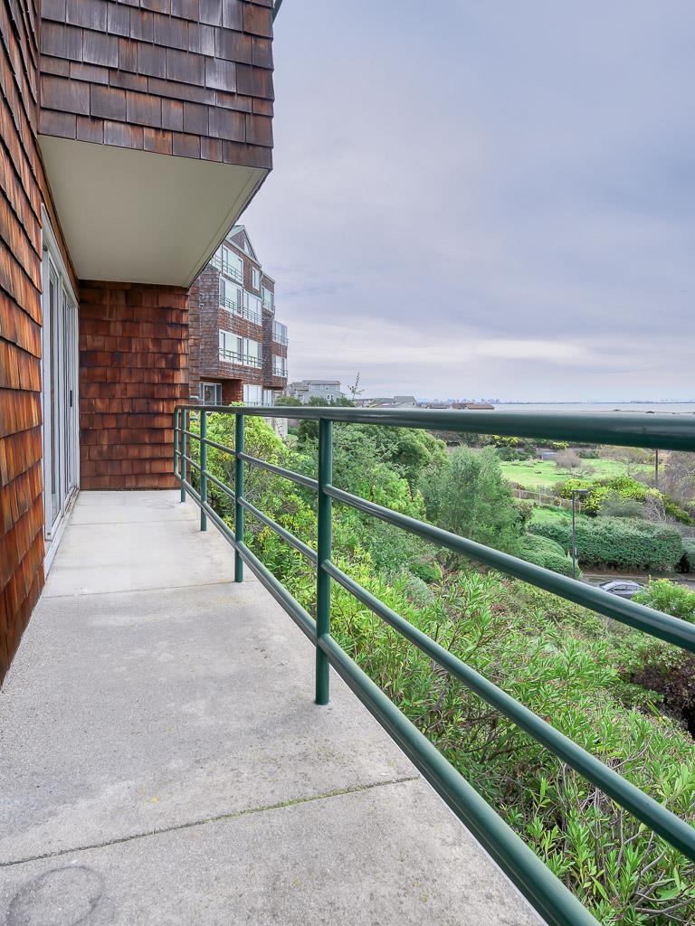 Photo #4: 41124285 Listing: Photo #4