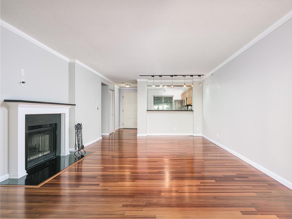 Photo #8: 41124285 Listing: Photo #8