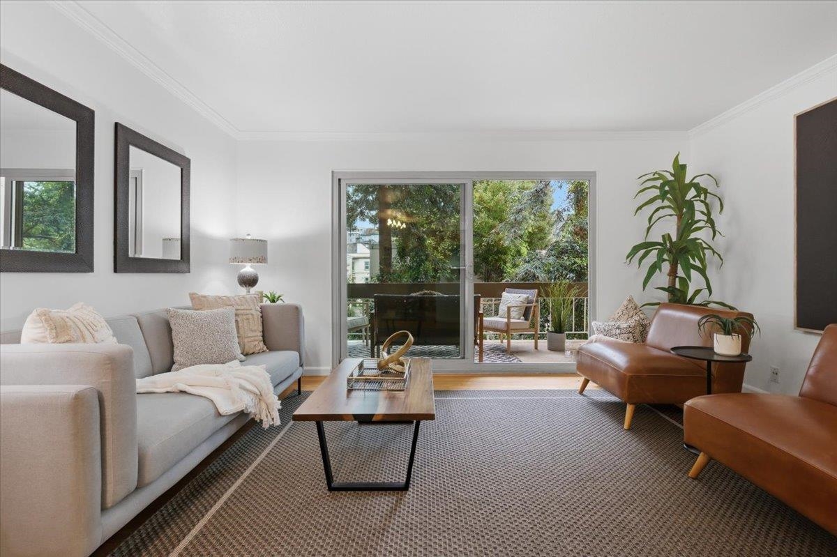 Photo #4: 41124291 Listing: Photo #4