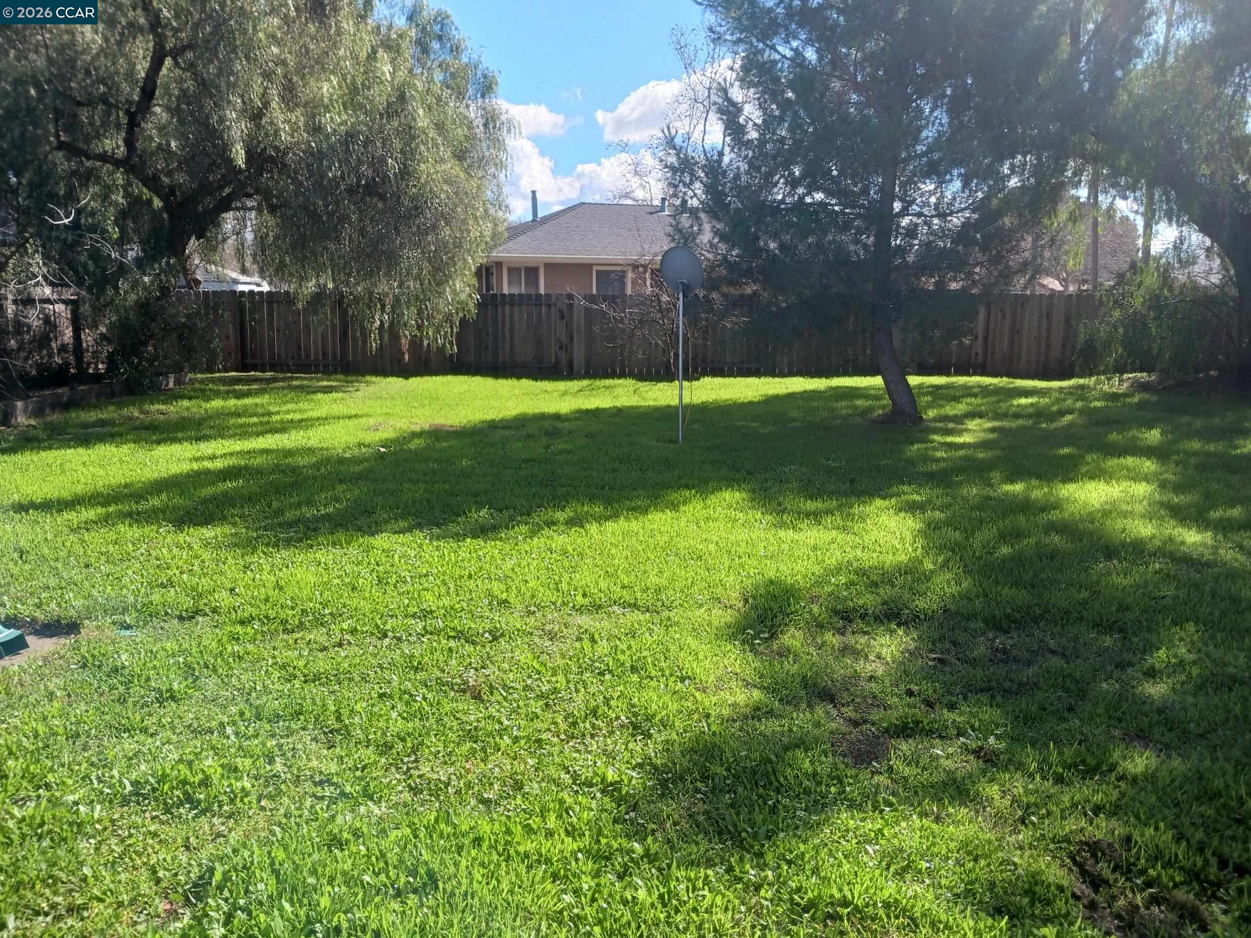 Detail Gallery Image 17 of 22 For 2310 Belmont Rd, Concord,  CA 94520 - 3 Beds | 1 Baths