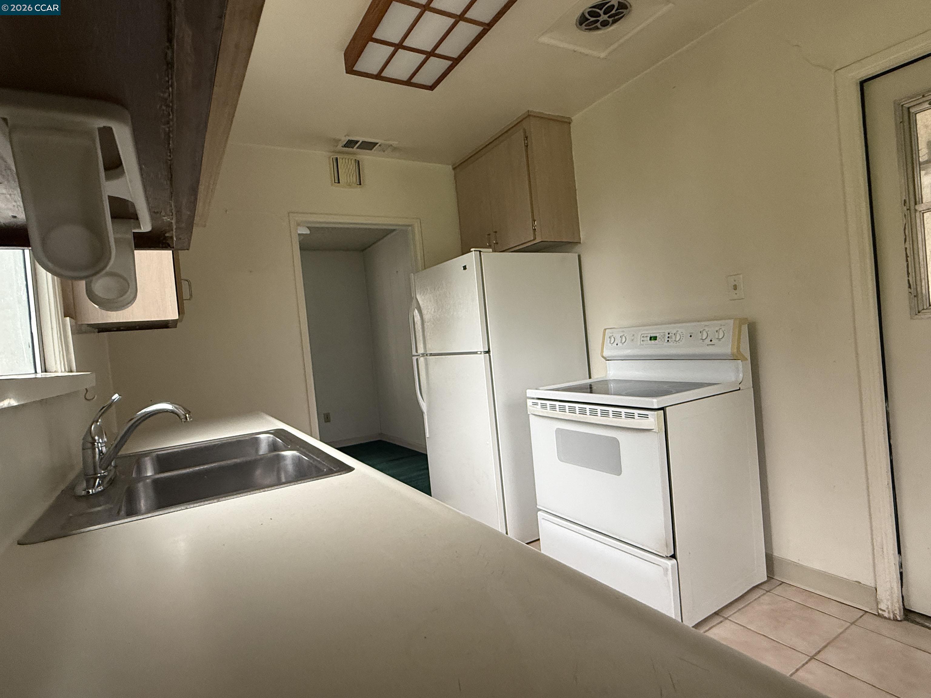 Detail Gallery Image 10 of 22 For 2310 Belmont Rd, Concord,  CA 94520 - 3 Beds | 1 Baths