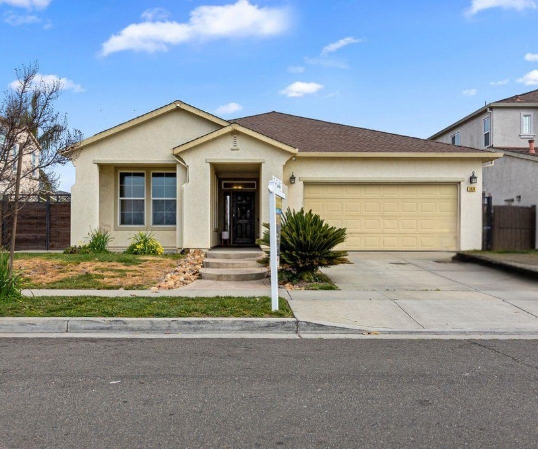 Detail Gallery Image 1 of 59 For 3624 Palermo St, Stockton,  CA 95205 - 3 Beds | 2 Baths