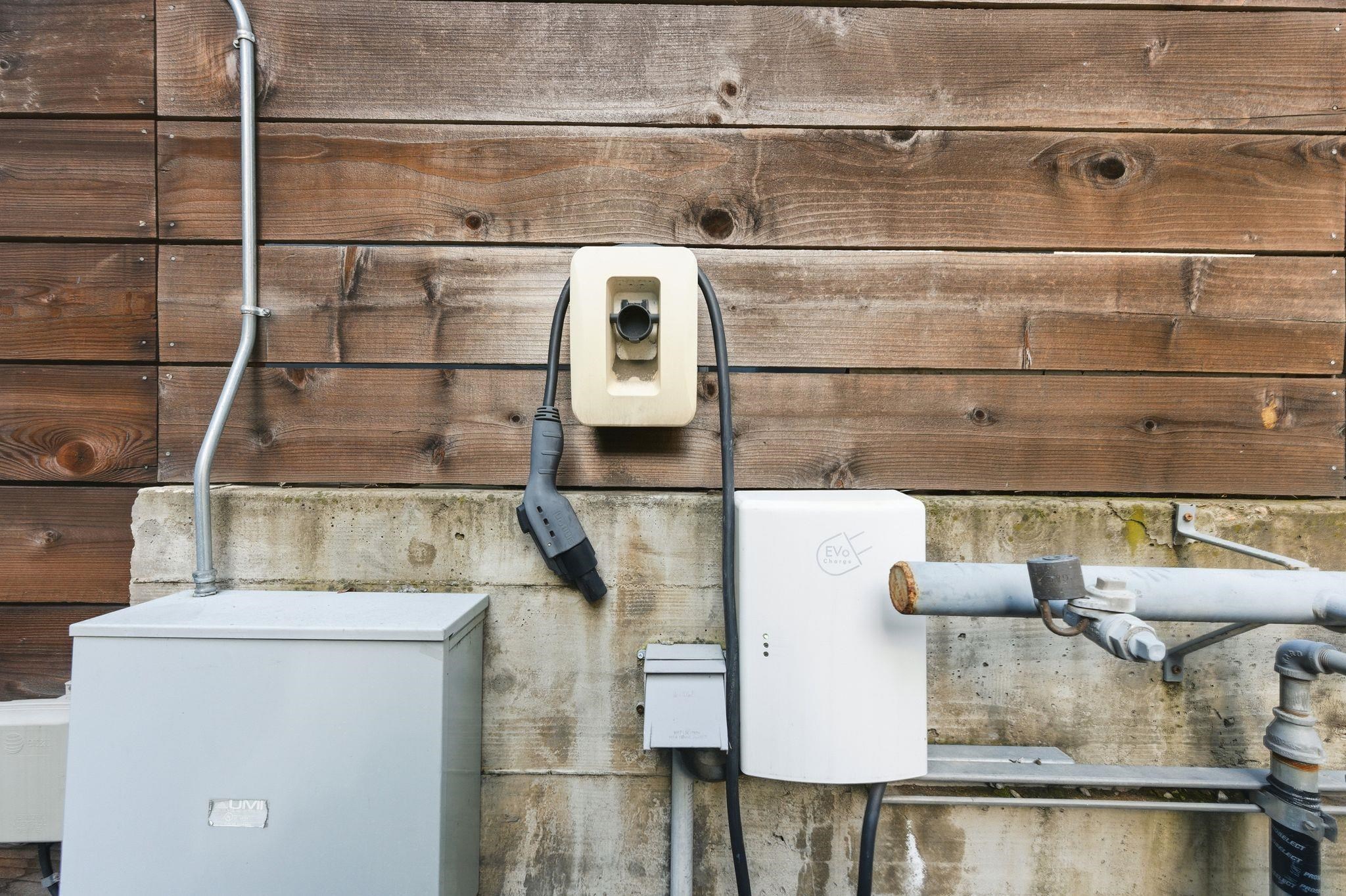 Detail Gallery Image 25 of 25 For 857 W Grand Ave, Oakland,  CA 94607 - 3 Beds | 2 Baths