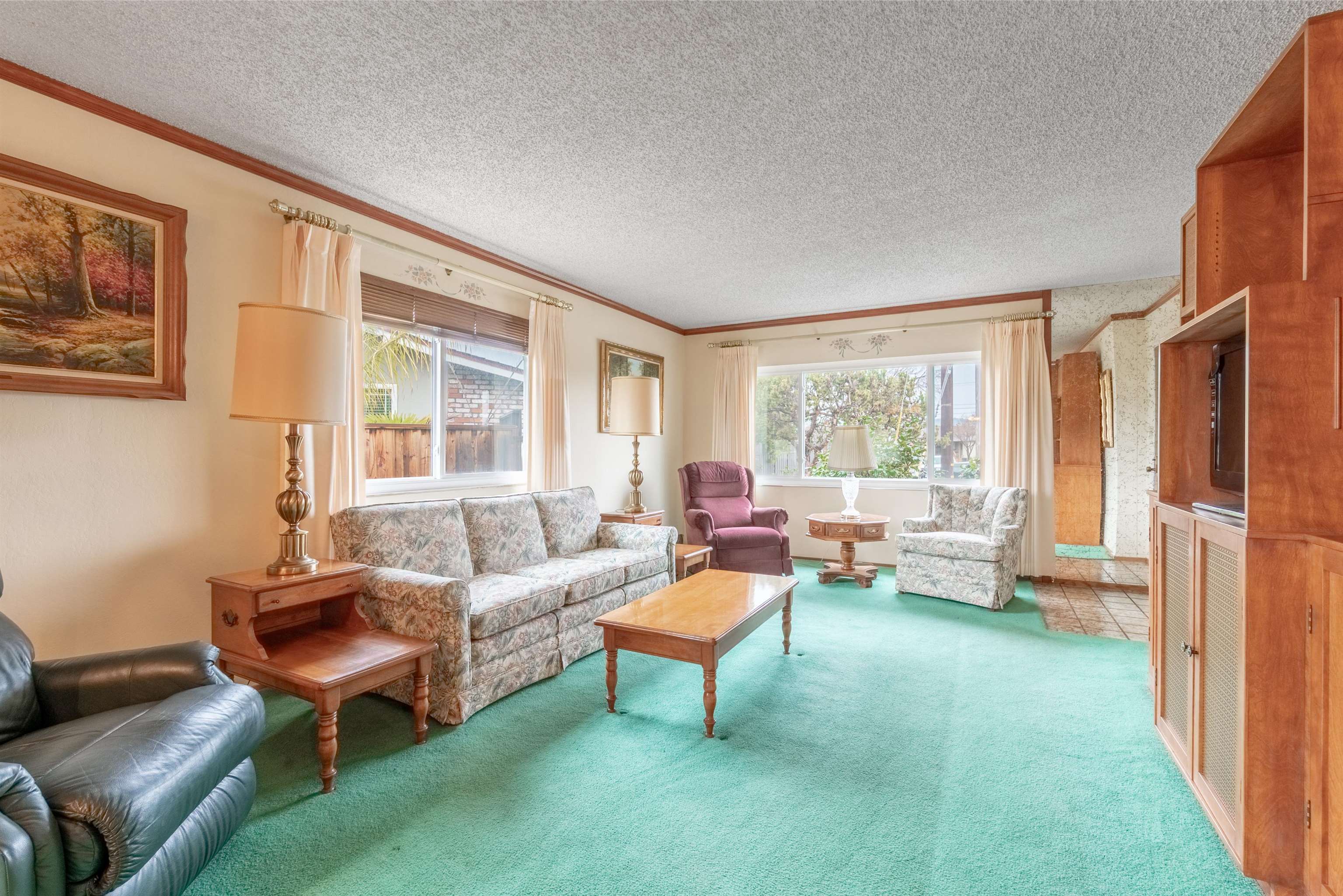 Detail Gallery Image 6 of 28 For 15239 Laverne Ct, San Leandro,  CA 94579 - 3 Beds | 2 Baths