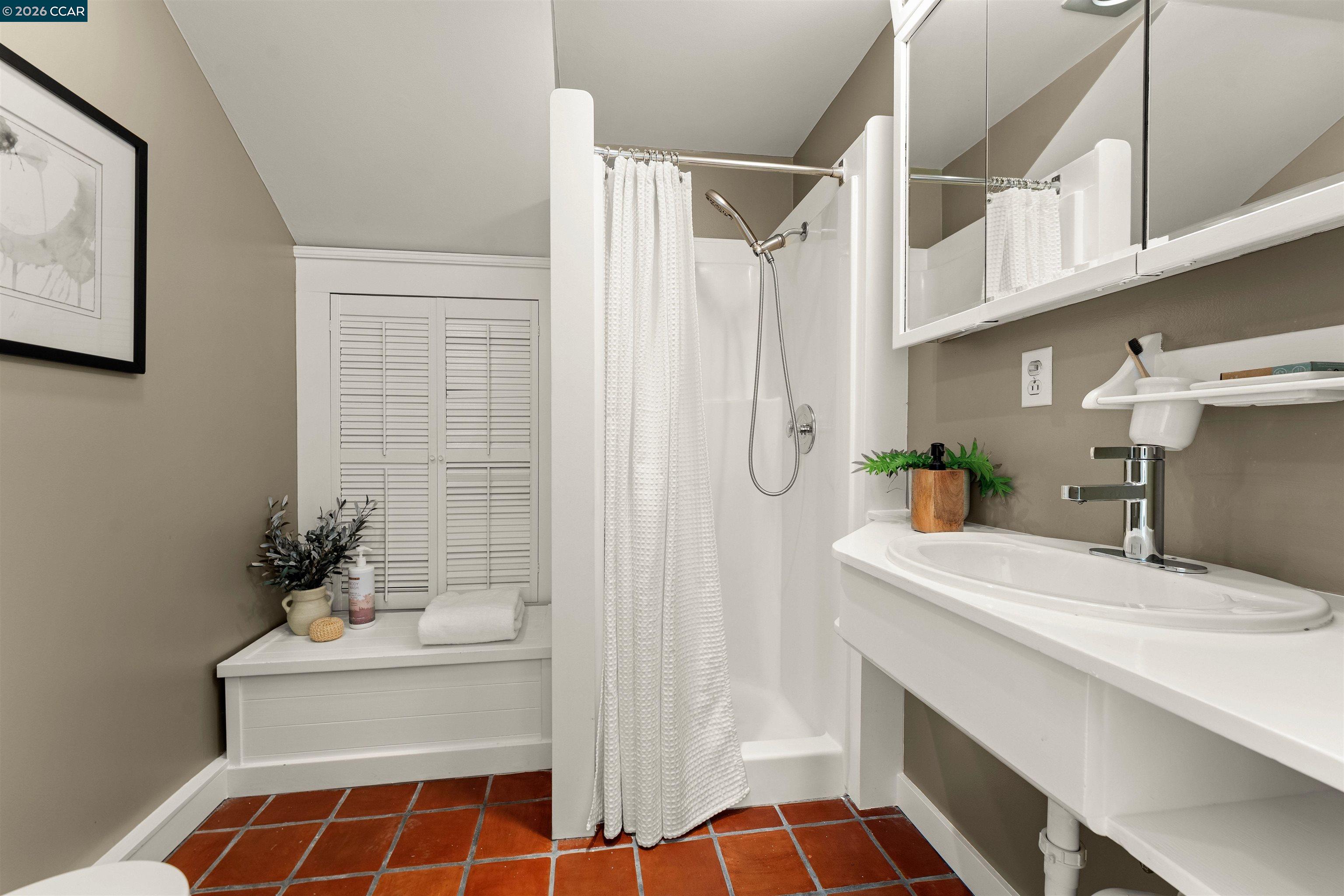 Detail Gallery Image 33 of 52 For 2341 9th Street, Berkeley,  CA 94710 - 1 Beds | 1 Baths