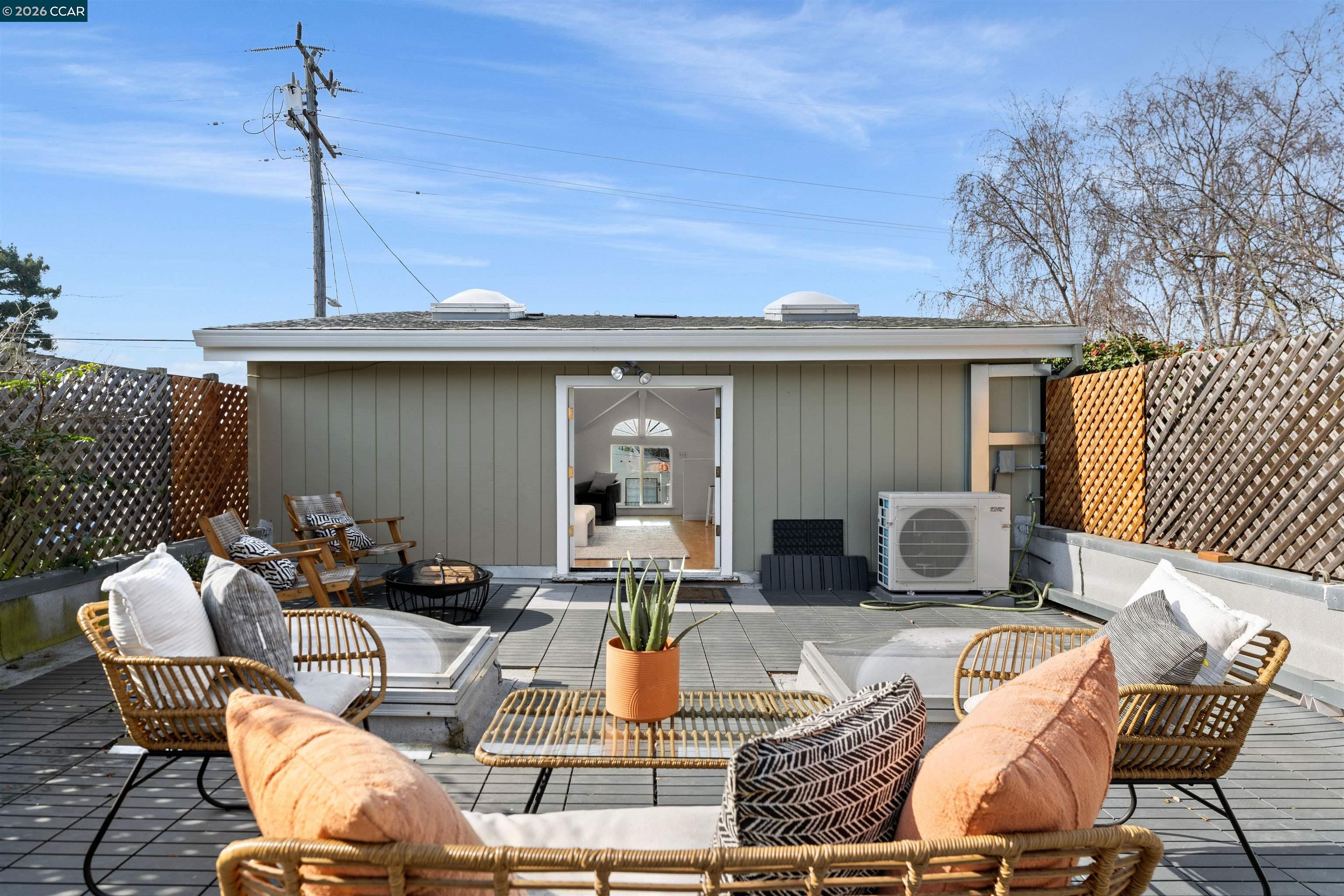 Detail Gallery Image 48 of 52 For 2341 9th Street, Berkeley,  CA 94710 - 1 Beds | 1 Baths