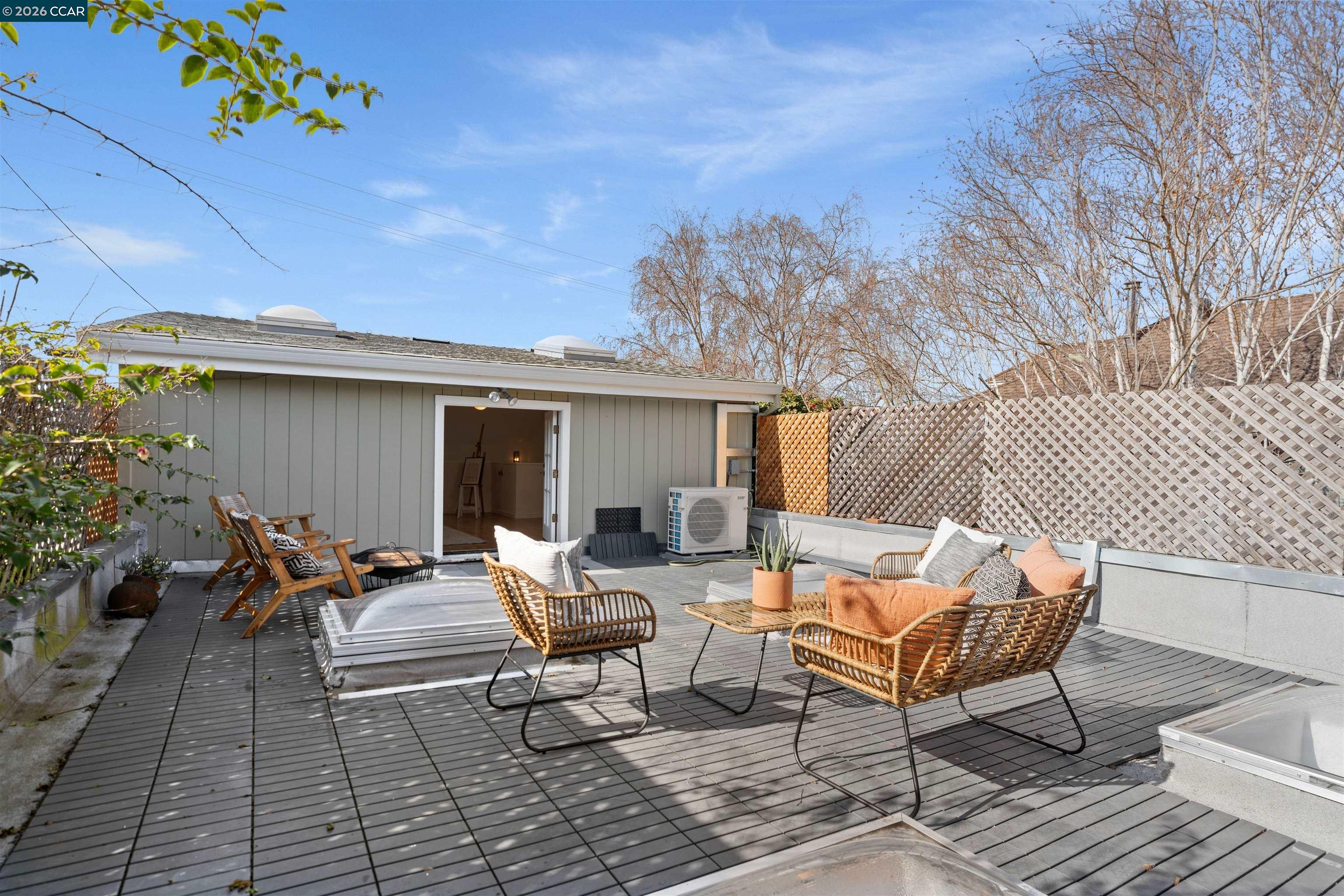 Detail Gallery Image 49 of 52 For 2341 9th Street, Berkeley,  CA 94710 - 1 Beds | 1 Baths