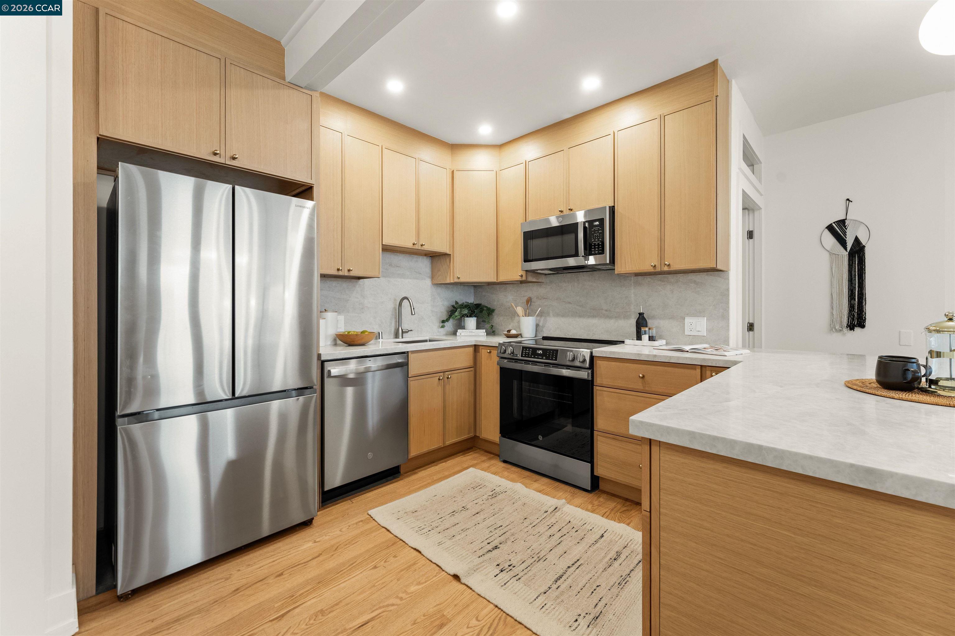 Detail Gallery Image 7 of 52 For 2341 9th Street, Berkeley,  CA 94710 - 1 Beds | 1 Baths