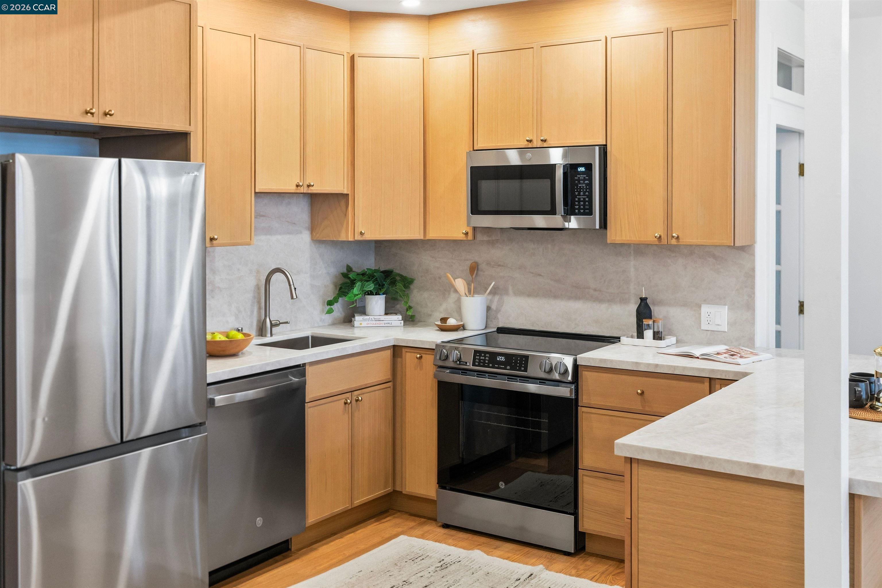 Detail Gallery Image 9 of 52 For 2341 9th Street, Berkeley,  CA 94710 - 1 Beds | 1 Baths